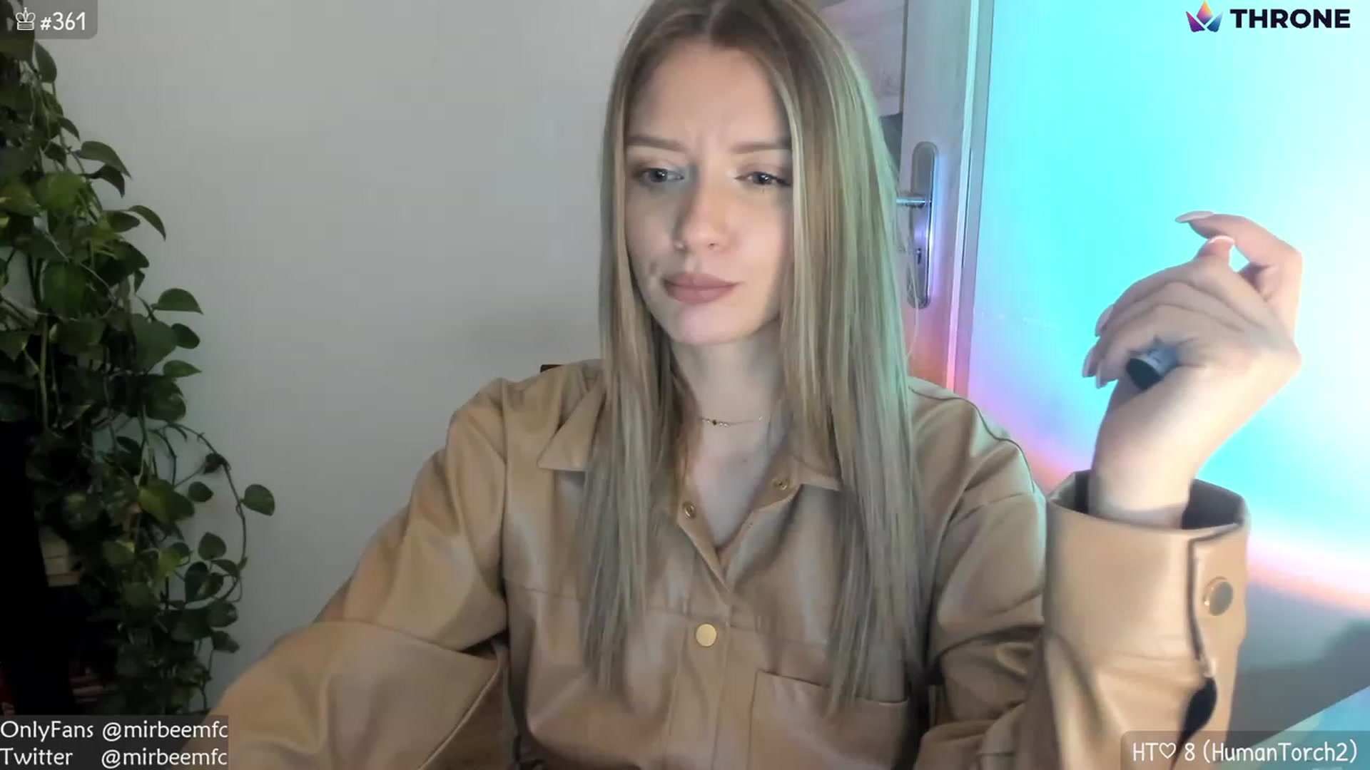 Gallery image thumbnail from MirBee's myfreecams stream on, 01/19/2023, 01:53 image 2 of 20