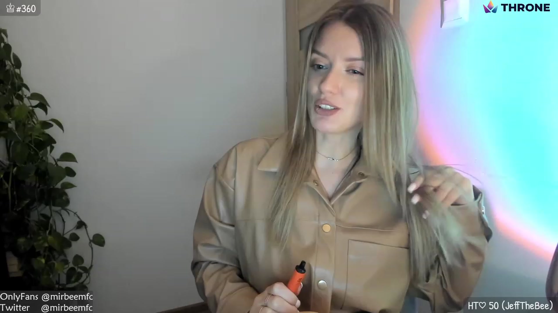 Gallery image thumbnail from MirBee's myfreecams stream on, 01/19/2023, 01:53 image 9 of 20
