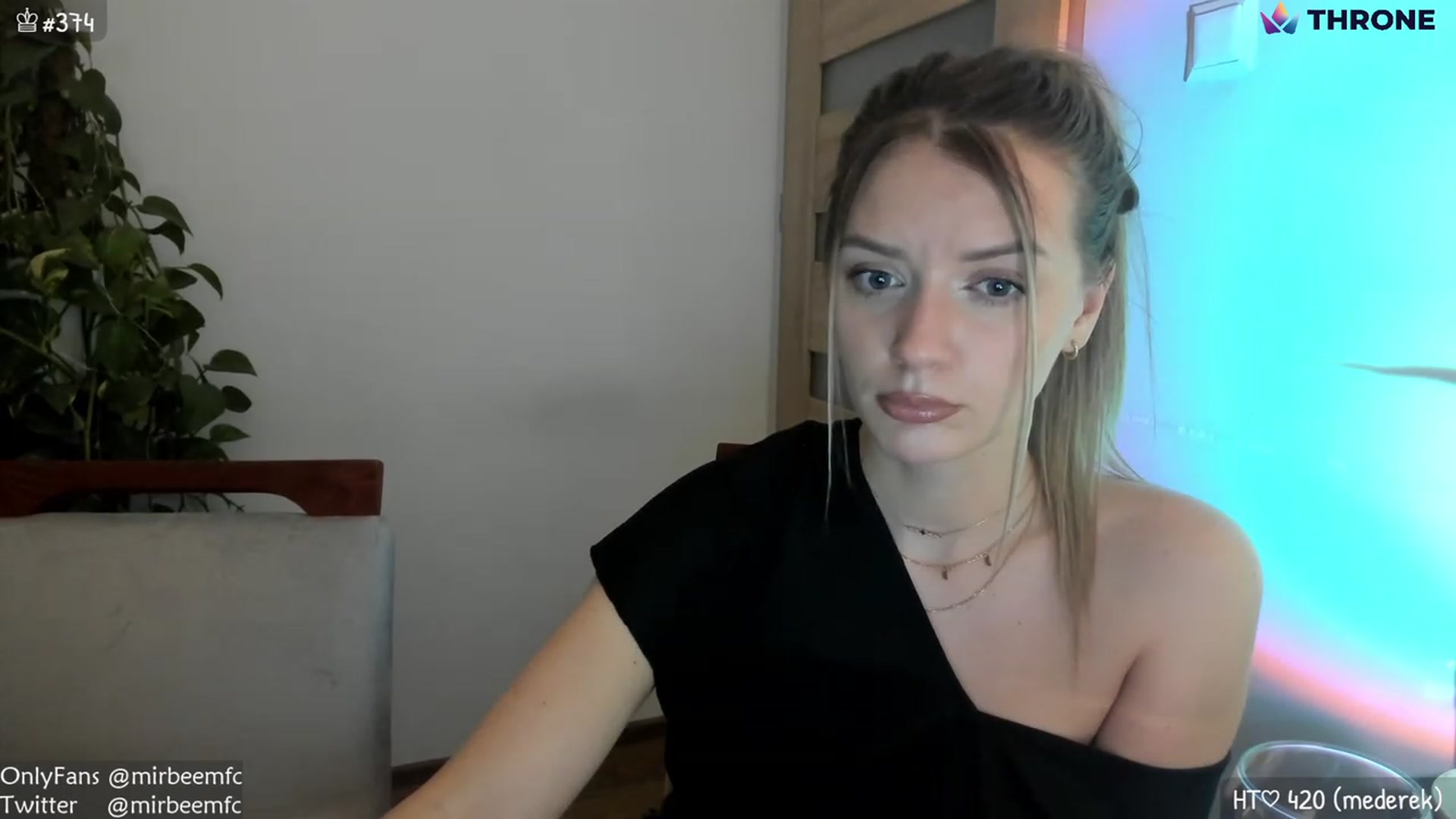 Gallery image thumbnail from MirBee's myfreecams stream on, 01/21/2023, 01:39 image 9 of 20