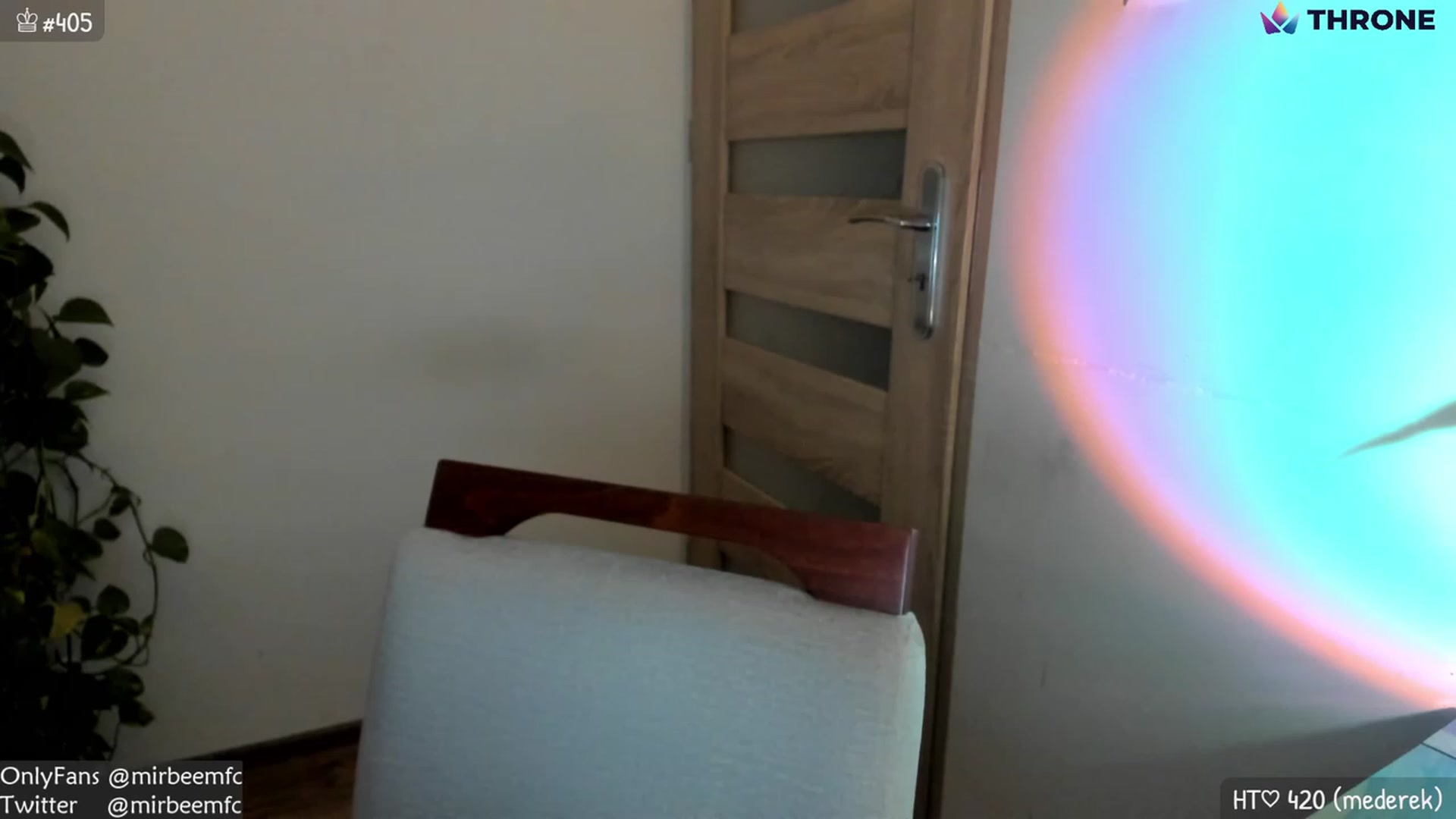 Gallery image thumbnail from MirBee's myfreecams stream on, 01/22/2023, 24:06 image 13 of 20