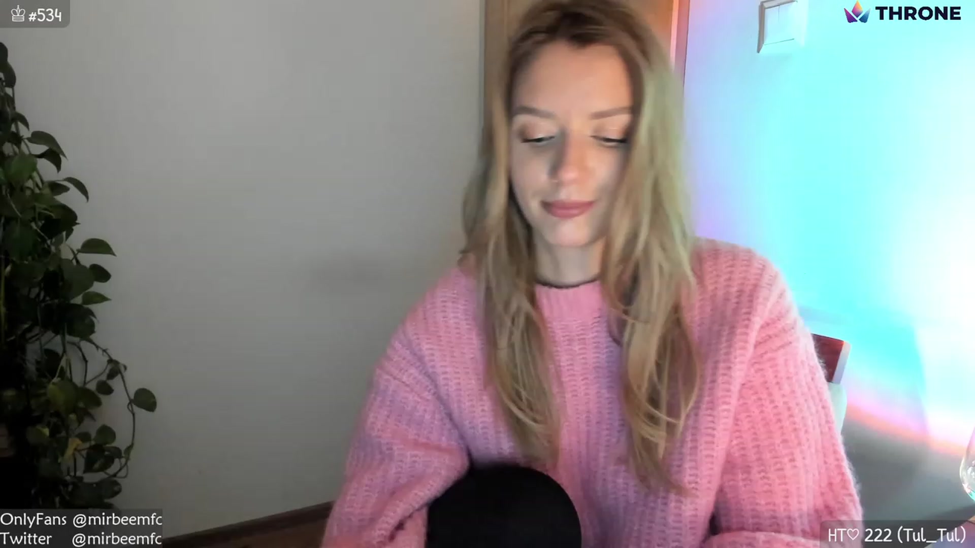 Gallery image thumbnail from MirBee's myfreecams stream on, 01/27/2023, 23:03 image 2 of 20