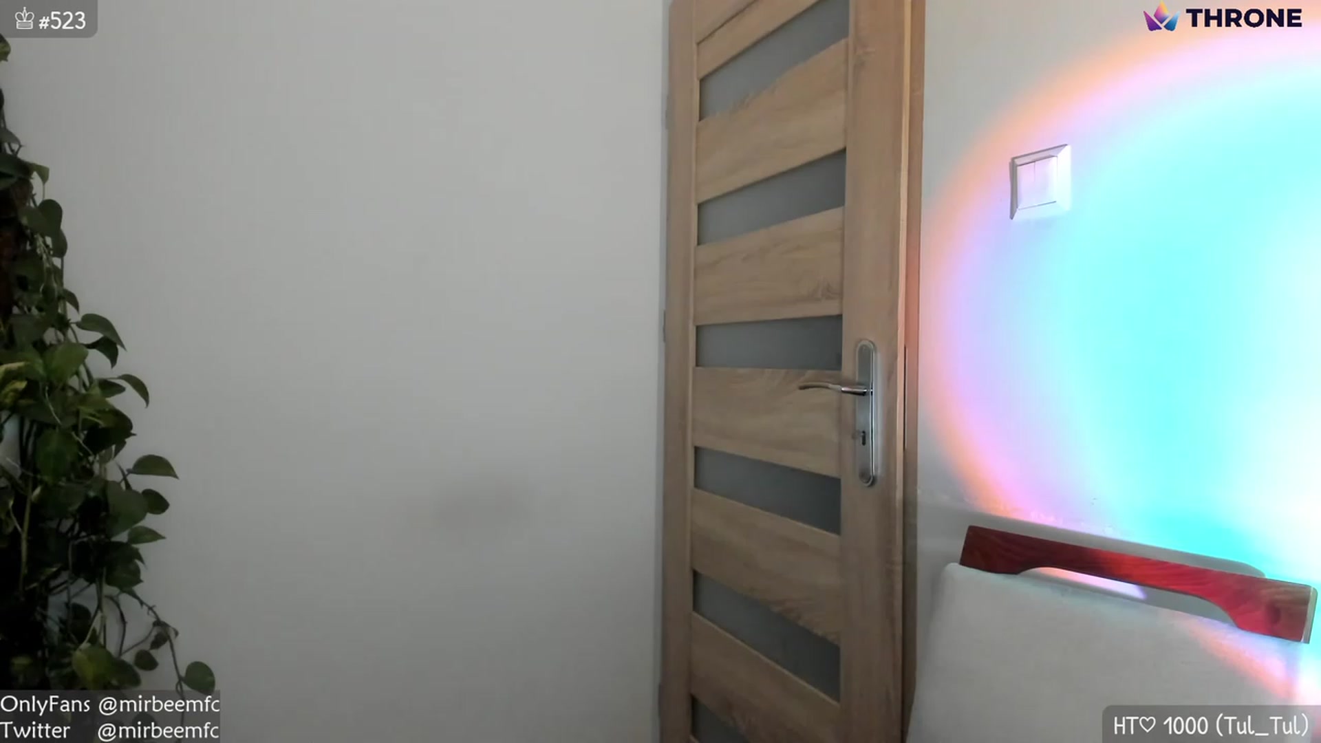Gallery image thumbnail from MirBee's myfreecams stream on, 01/28/2023, 24:05 image 1 of 20