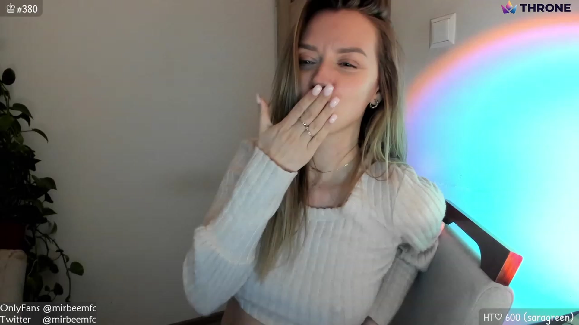 Gallery image thumbnail from MirBee's myfreecams stream on, 01/31/2023, 24:19 image 14 of 20