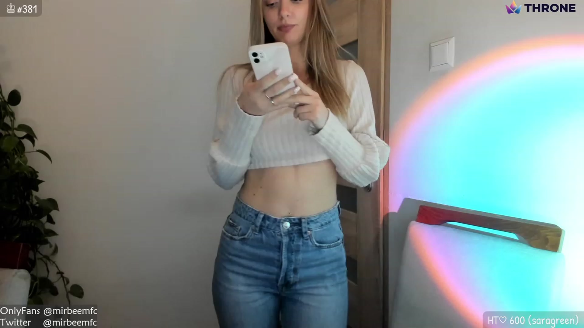 Gallery image thumbnail from MirBee's myfreecams stream on, 01/31/2023, 24:19 image 12 of 20