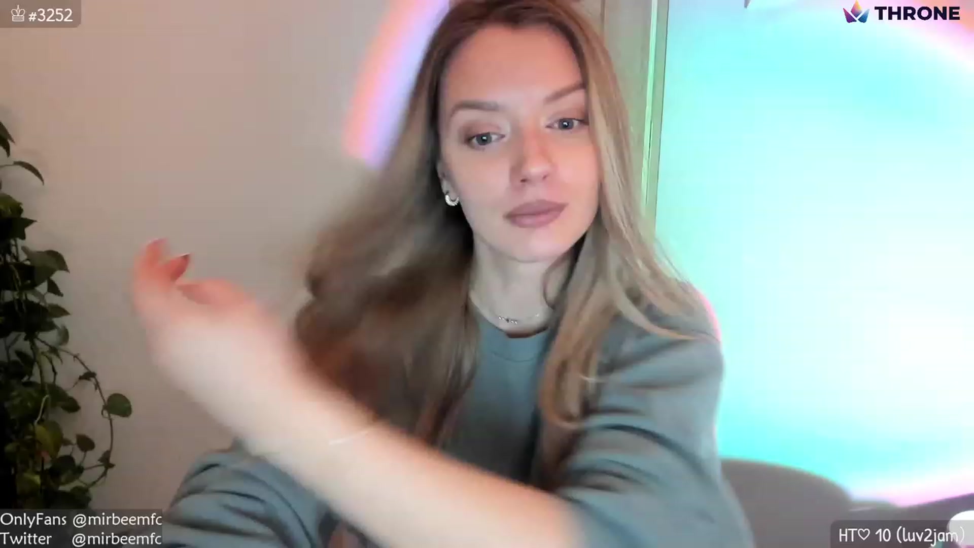Gallery image thumbnail from MirBee's myfreecams stream on, 02/02/2023, 24:28 image 1 of 20