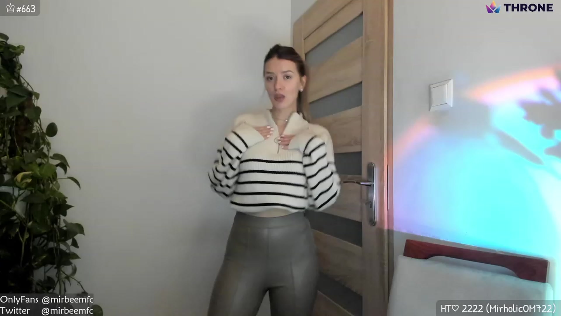 Gallery image thumbnail from MirBee's myfreecams stream on, 02/03/2023, 24:04 image 11 of 20