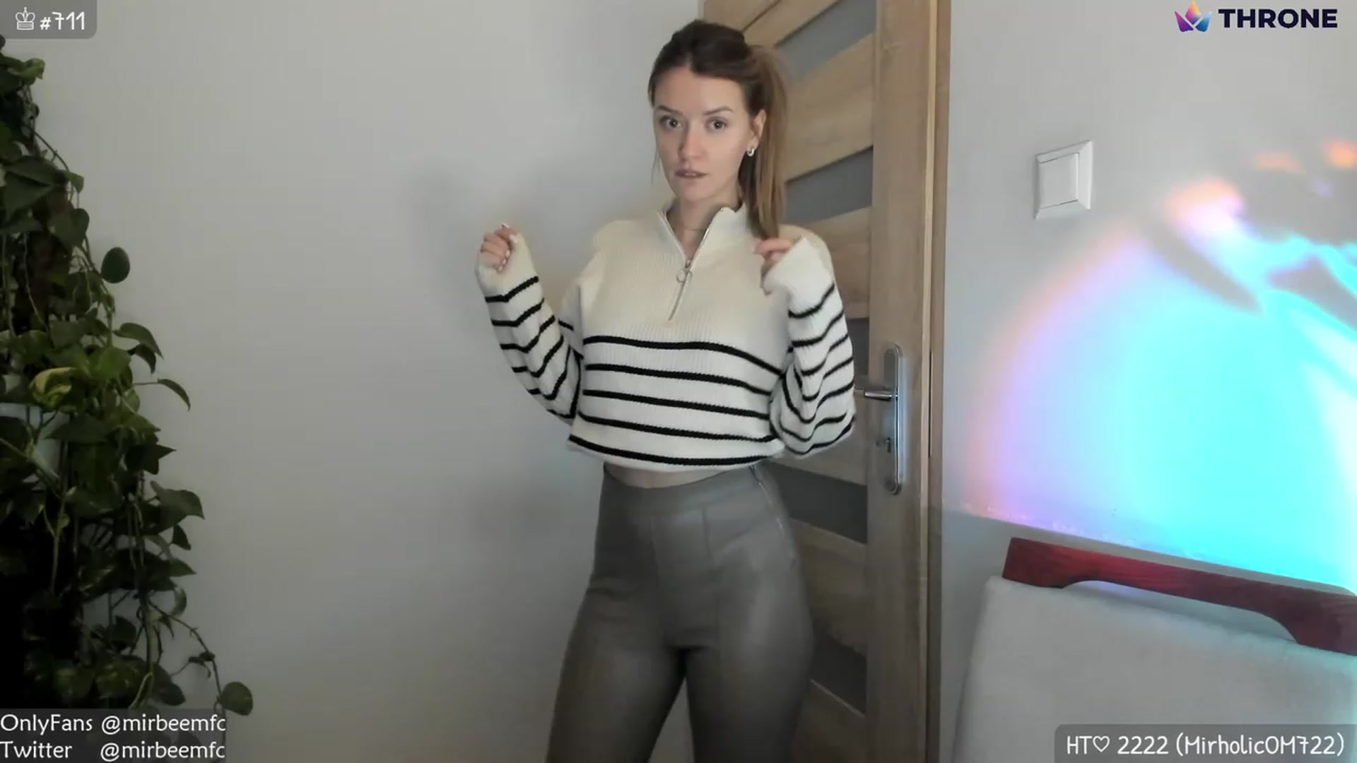 Gallery image thumbnail from MirBee's myfreecams stream on, 02/03/2023, 24:04 image 4 of 20