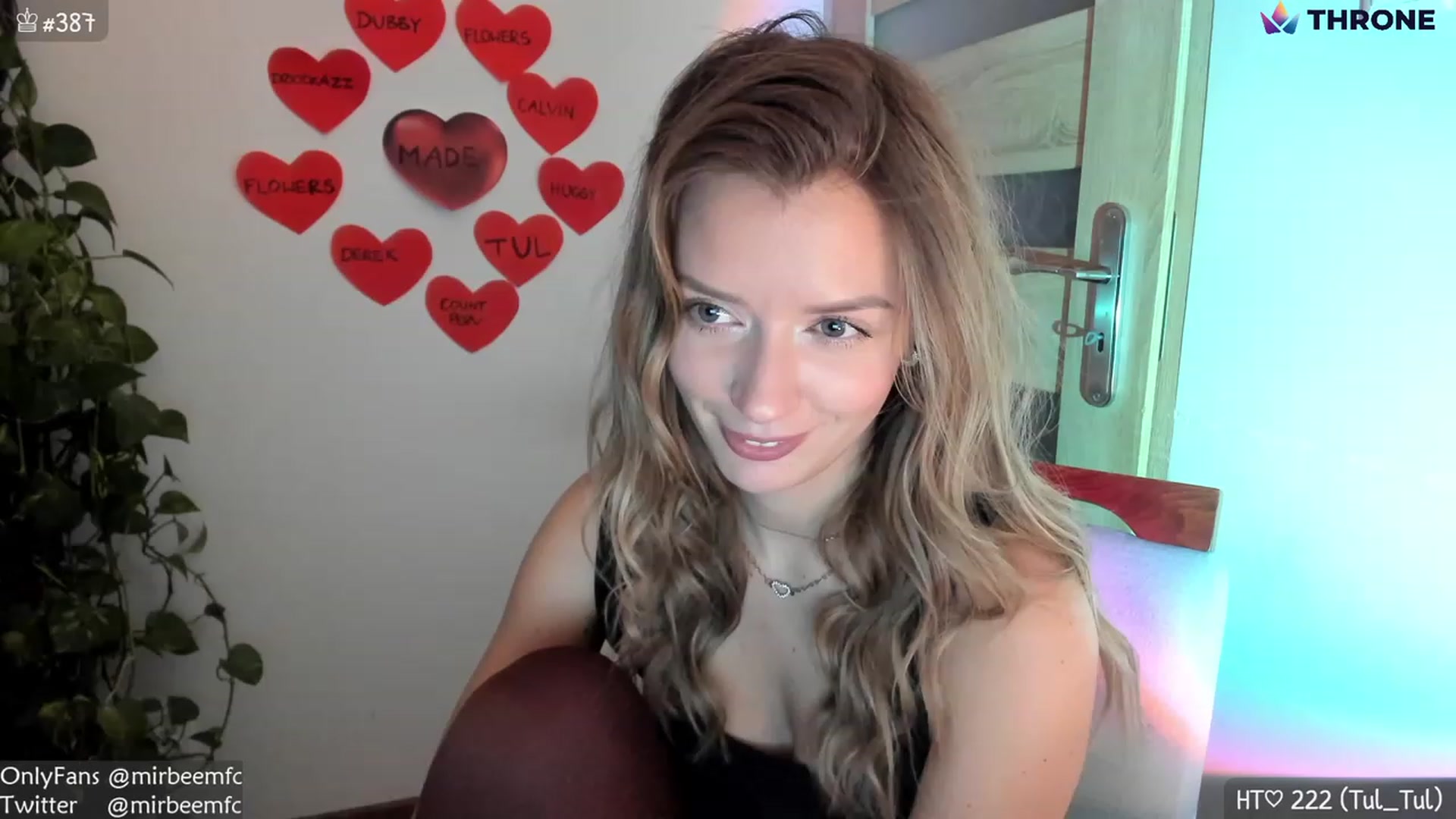 Gallery image thumbnail from MirBee's myfreecams stream on, 02/05/2023, 23:55 image 4 of 20