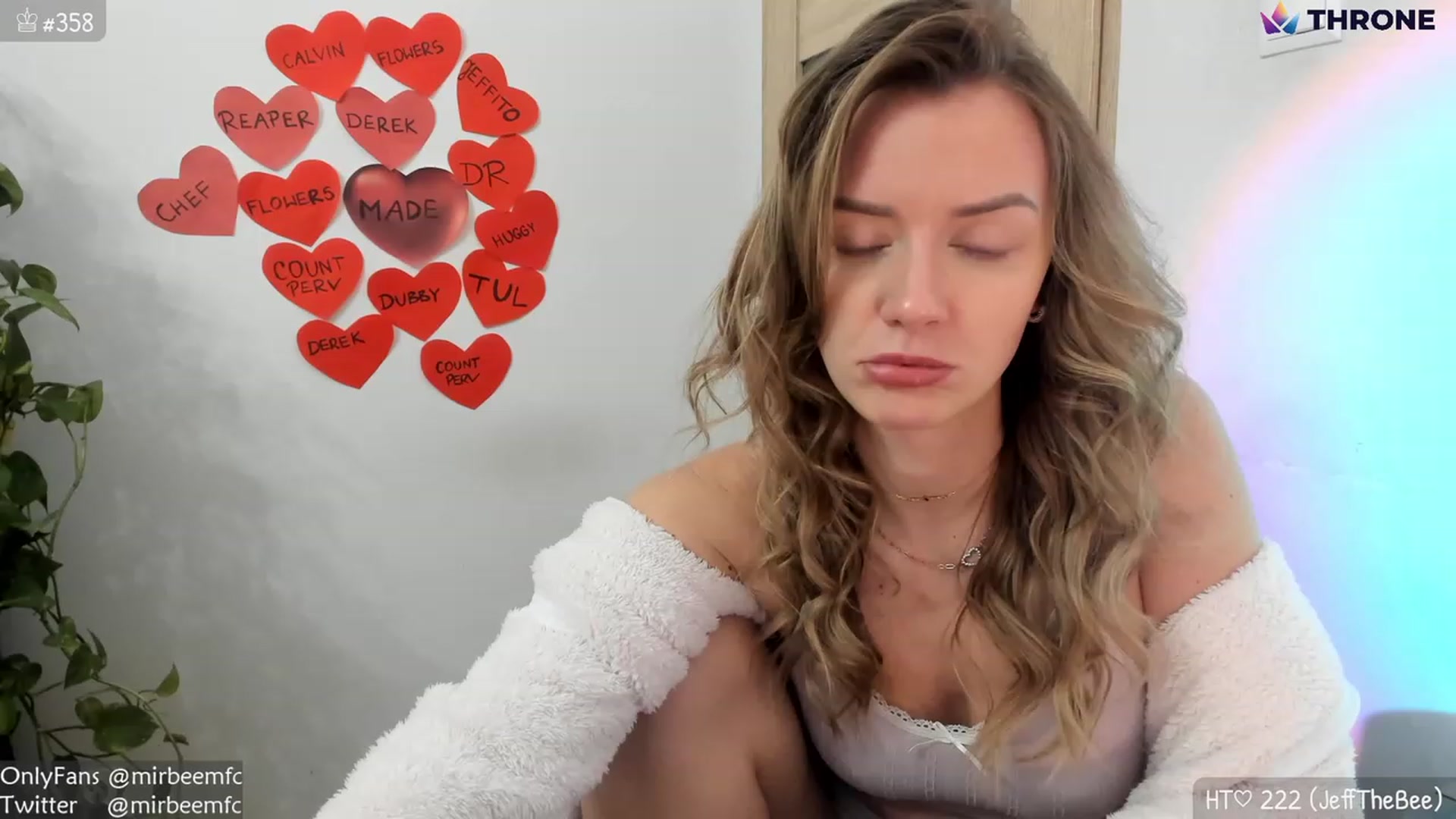 Gallery image thumbnail from MirBee's myfreecams stream on, 02/06/2023, 23:59 image 2 of 20