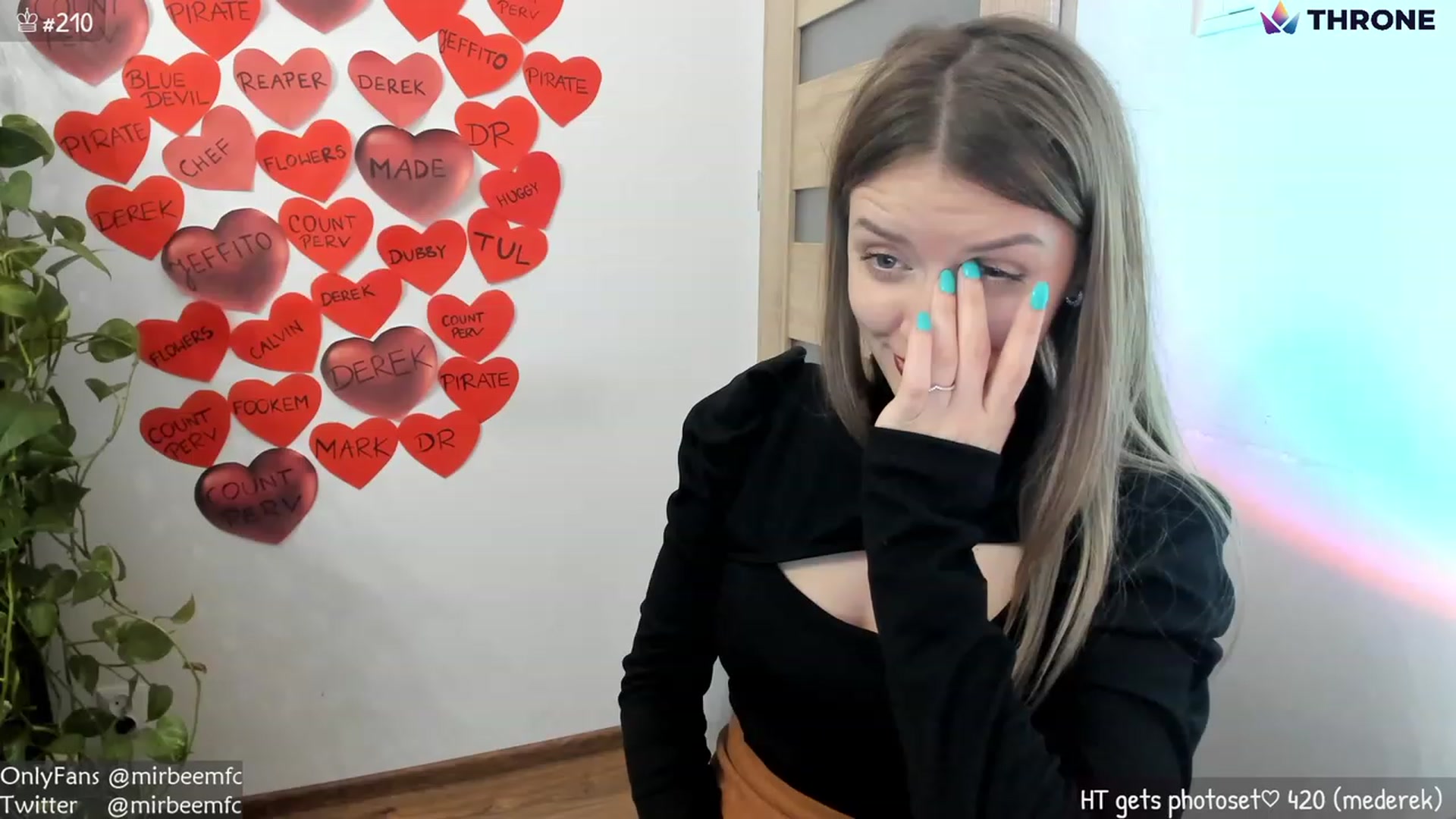 Gallery image thumbnail from MirBee's myfreecams stream on, 02/15/2023, 24:03 image 13 of 20