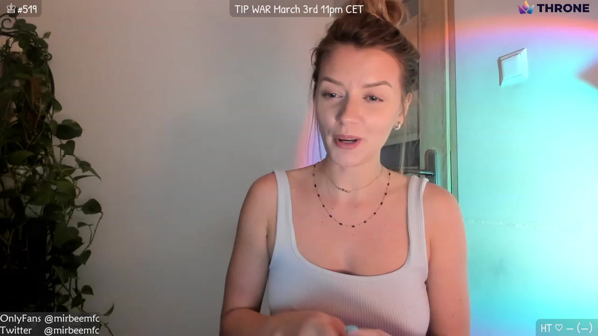 Gallery image thumbnail from MirBee's myfreecams stream on, 02/28/2023, 01:00 image 1 of 20
