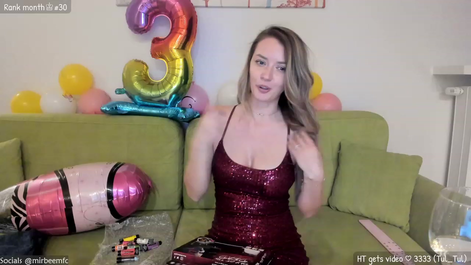 Gallery image thumbnail from MirBee's myfreecams stream on, 03/05/2023, 24:01 image 16 of 20
