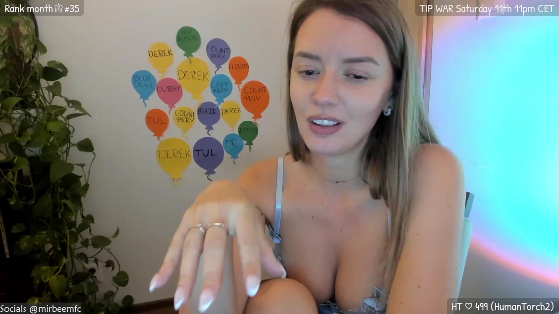 Gallery image thumbnail from MirBee's myfreecams stream on, 03/07/2023, 24:36 image 14 of 20