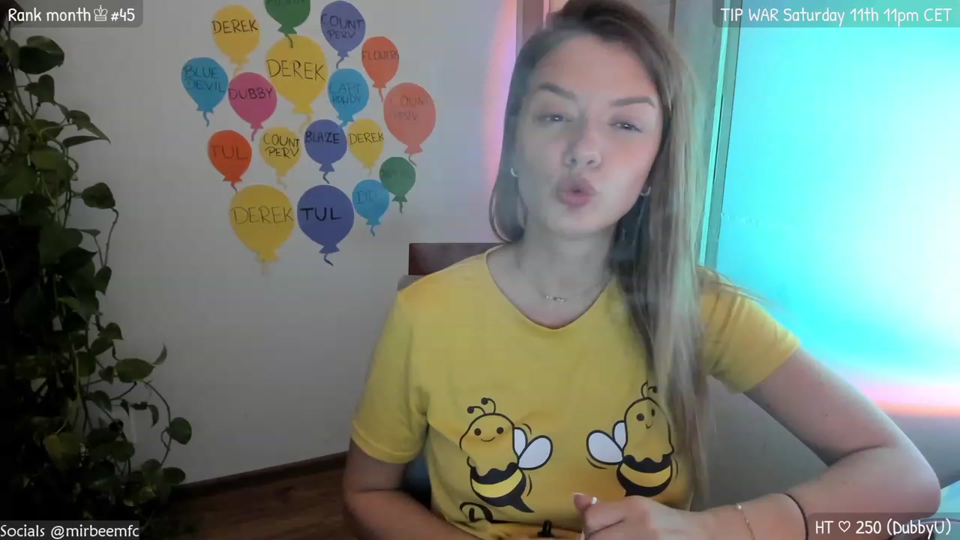 Gallery image thumbnail from MirBee's myfreecams stream on, 03/08/2023, 24:12 image 15 of 20