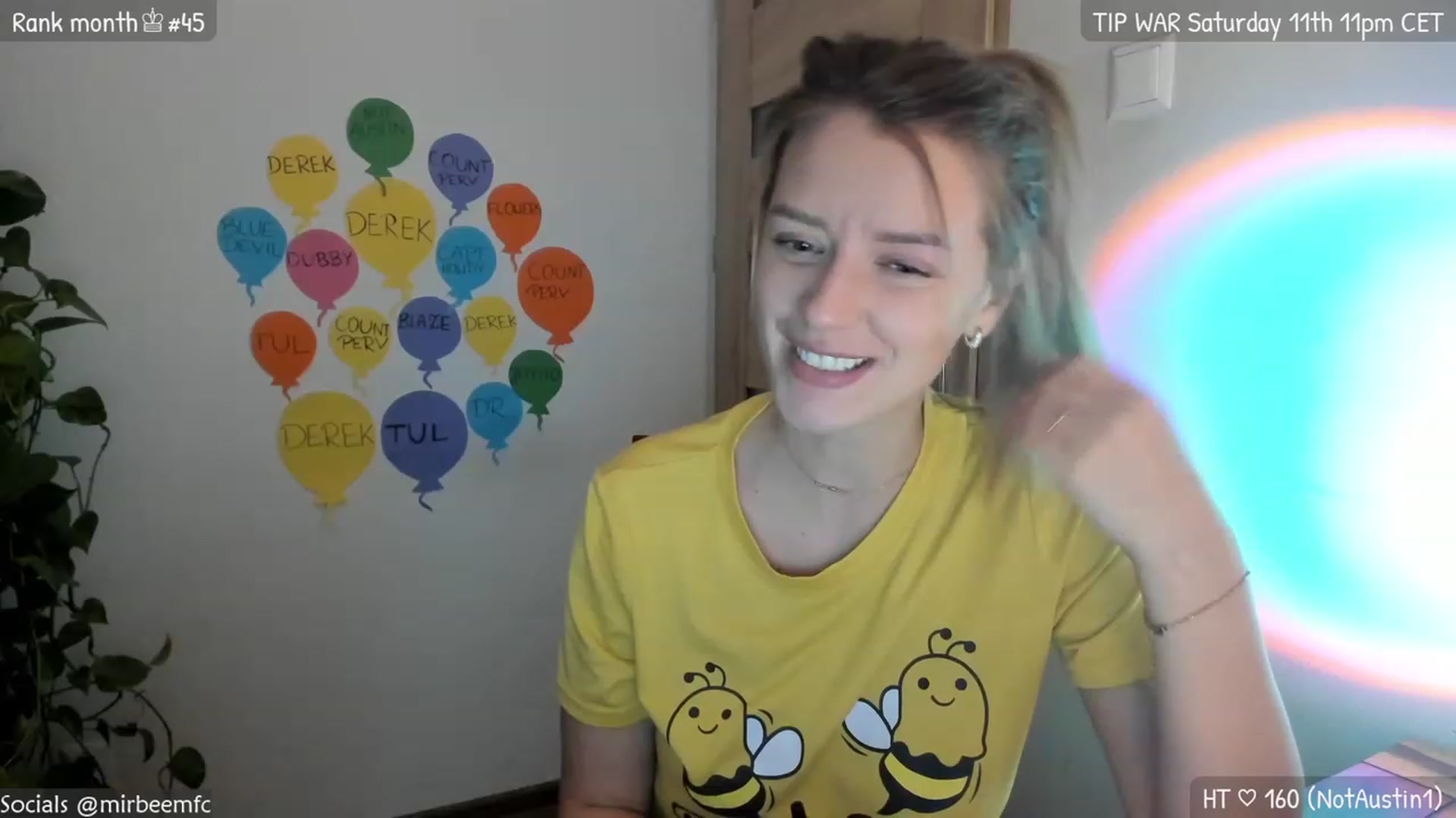 Gallery image thumbnail from MirBee's myfreecams stream on, 03/08/2023, 24:12 image 2 of 20