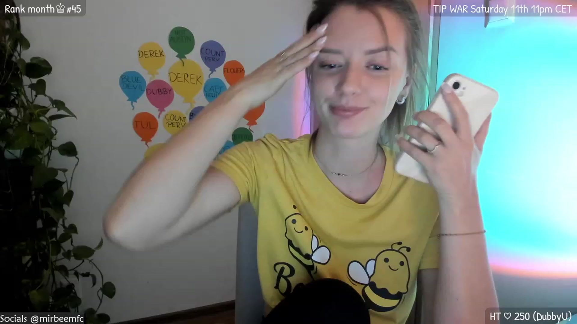 Gallery image thumbnail from MirBee's myfreecams stream on, 03/08/2023, 24:12 image 9 of 20
