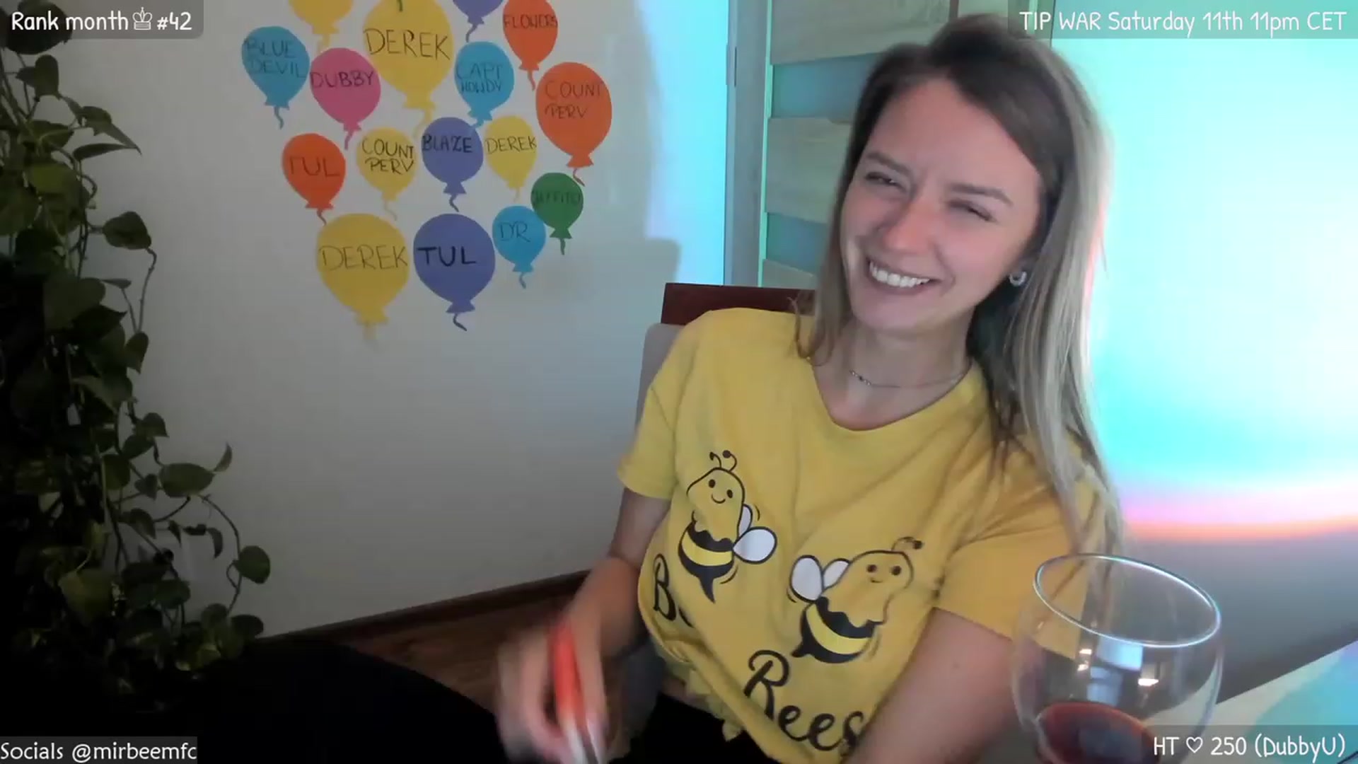 Gallery image thumbnail from MirBee's myfreecams stream on, 03/08/2023, 02:21 image 2 of 20