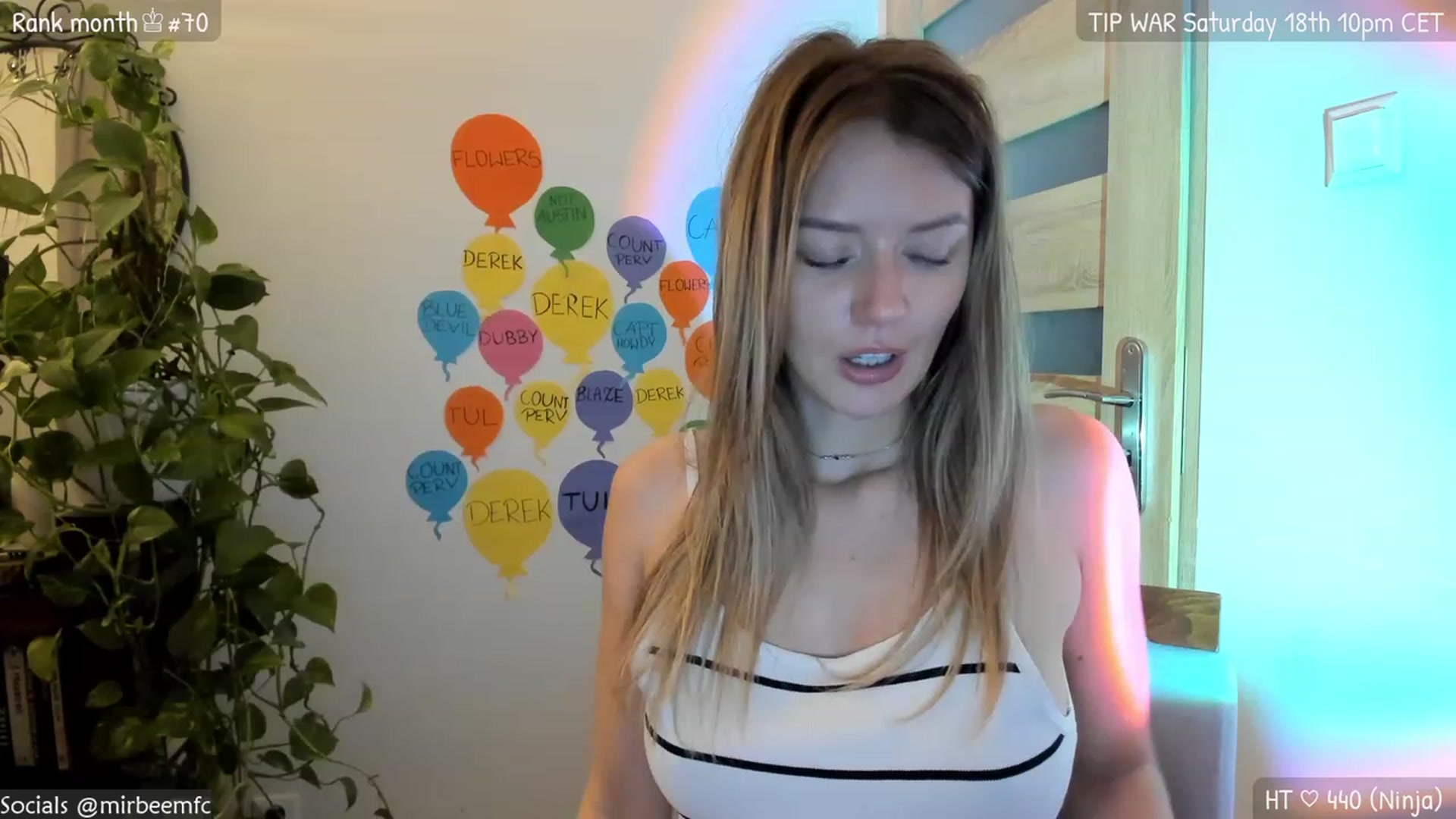 Gallery image thumbnail from MirBee's myfreecams stream on, 03/13/2023, 24:41 image 17 of 20
