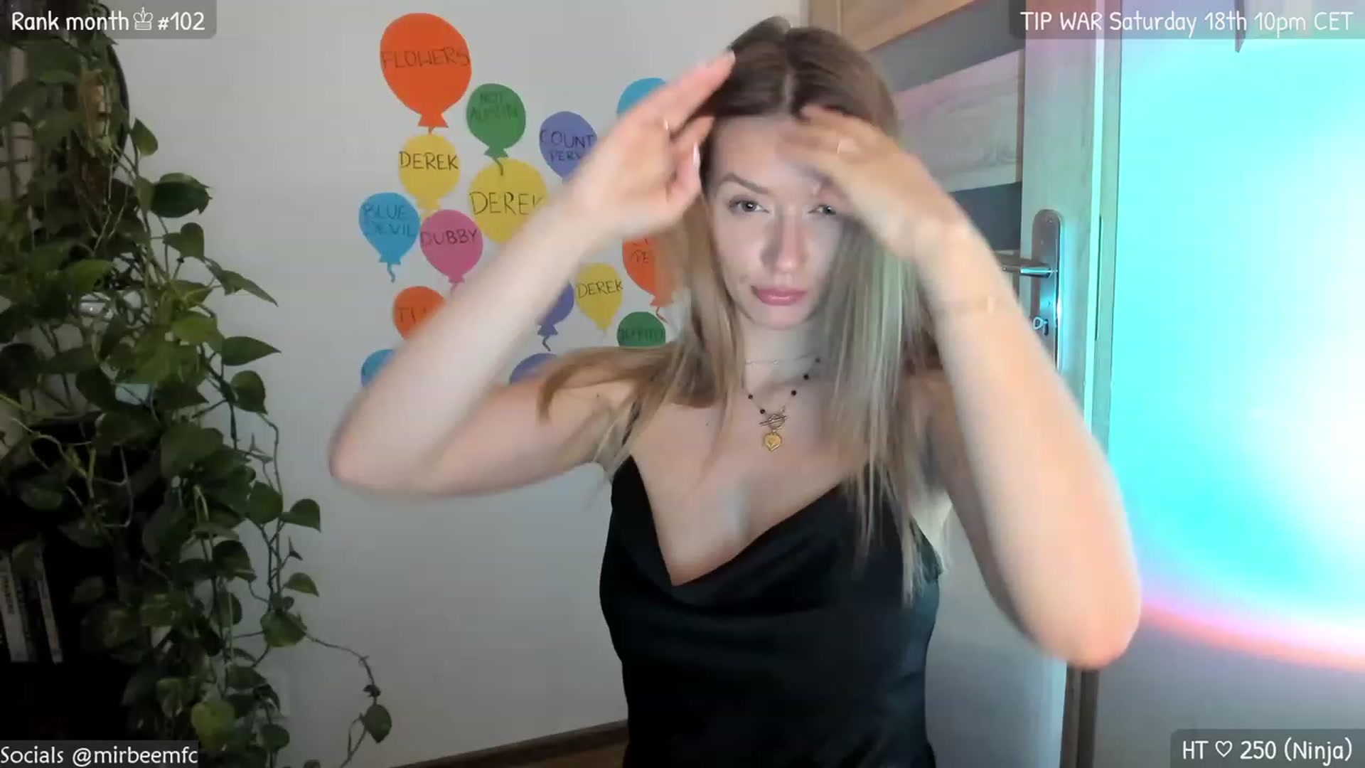 Gallery image thumbnail from MirBee's myfreecams stream on, 03/18/2023, 24:09 image 11 of 20