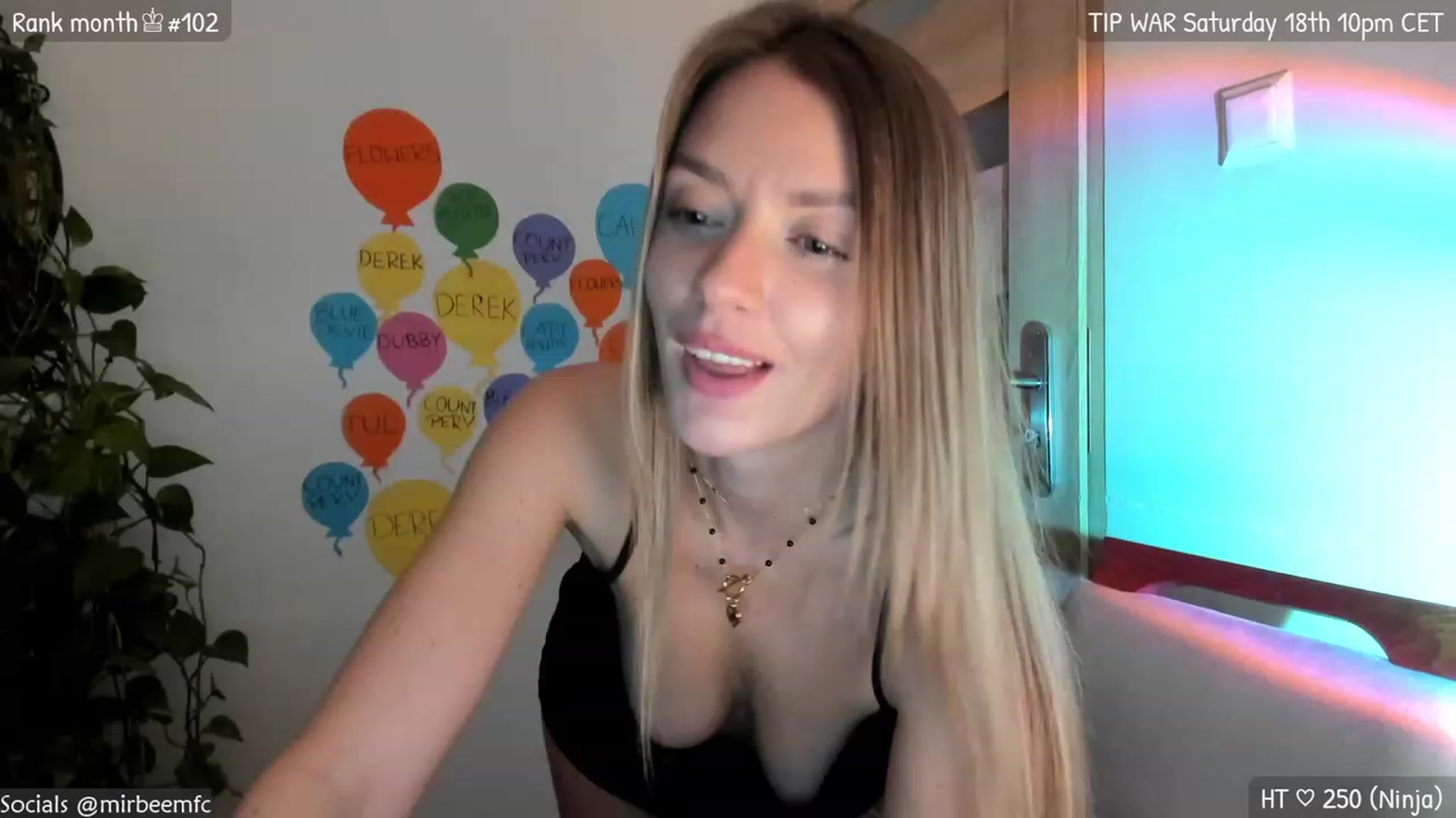Gallery image thumbnail from MirBee's myfreecams stream on, 03/18/2023, 24:09 image 15 of 20