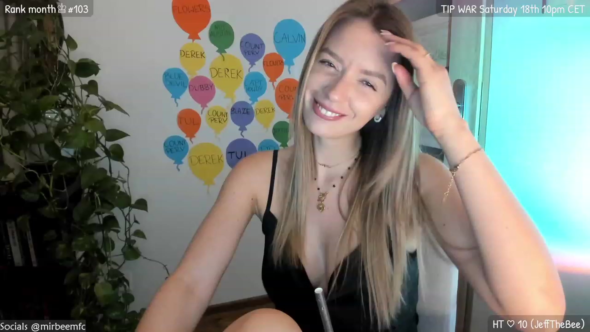 Gallery image thumbnail from MirBee's myfreecams stream on, 03/18/2023, 24:09 image 4 of 20