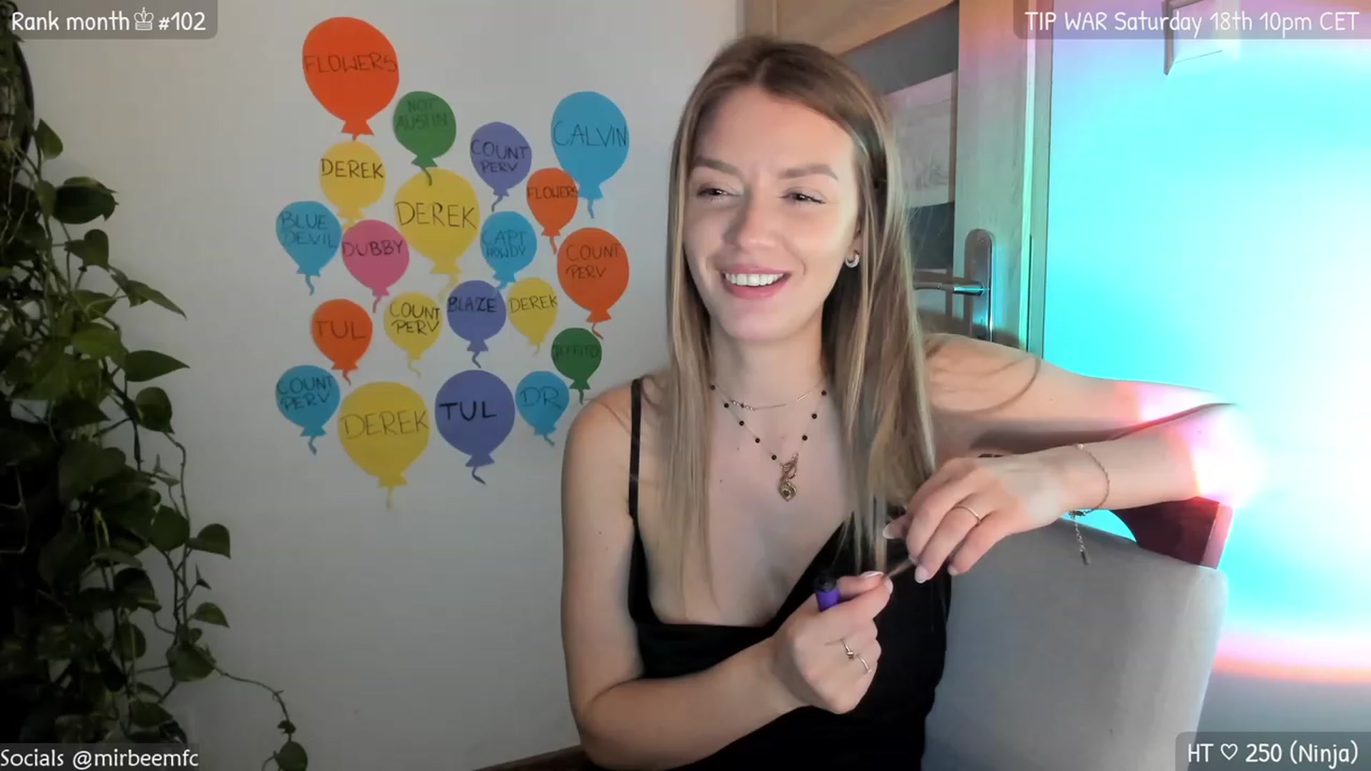 Gallery image thumbnail from MirBee's myfreecams stream on, 03/18/2023, 24:09 image 13 of 20
