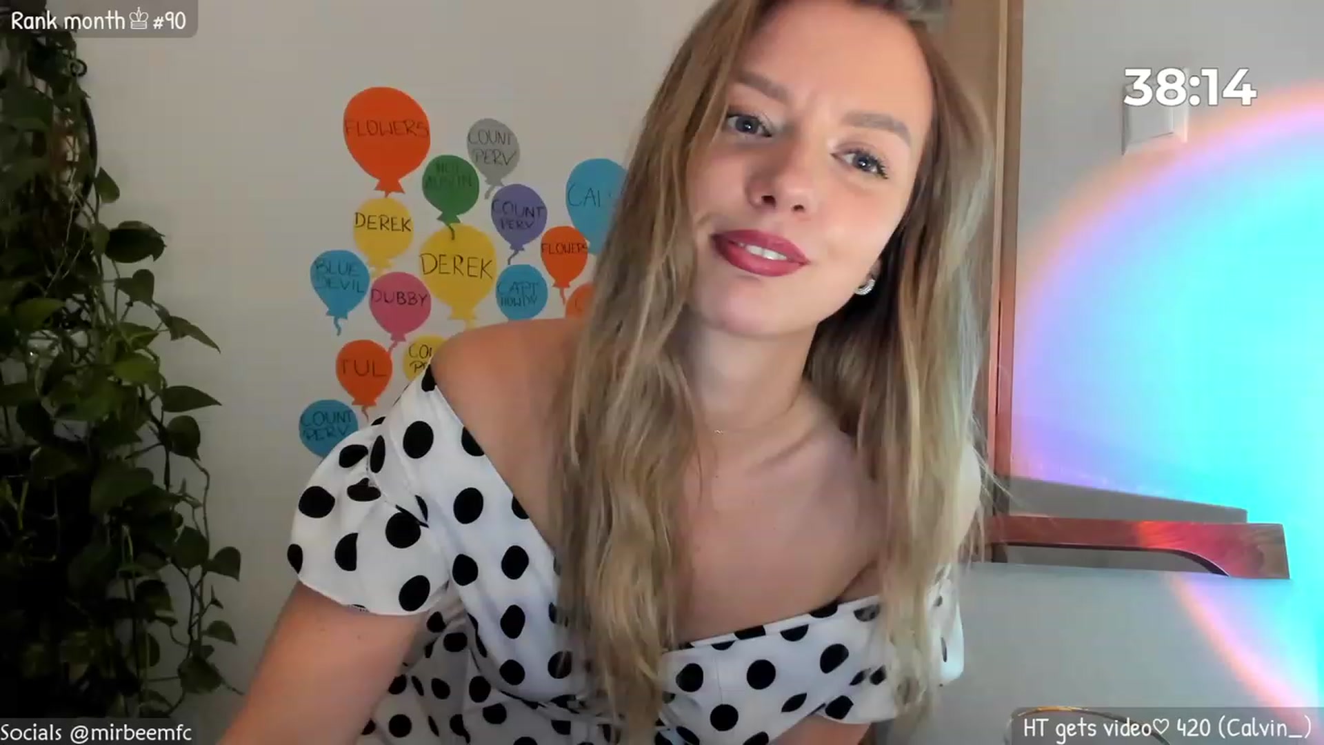 Gallery image thumbnail from MirBee's myfreecams stream on, 03/18/2023, 22:07 image 1 of 20