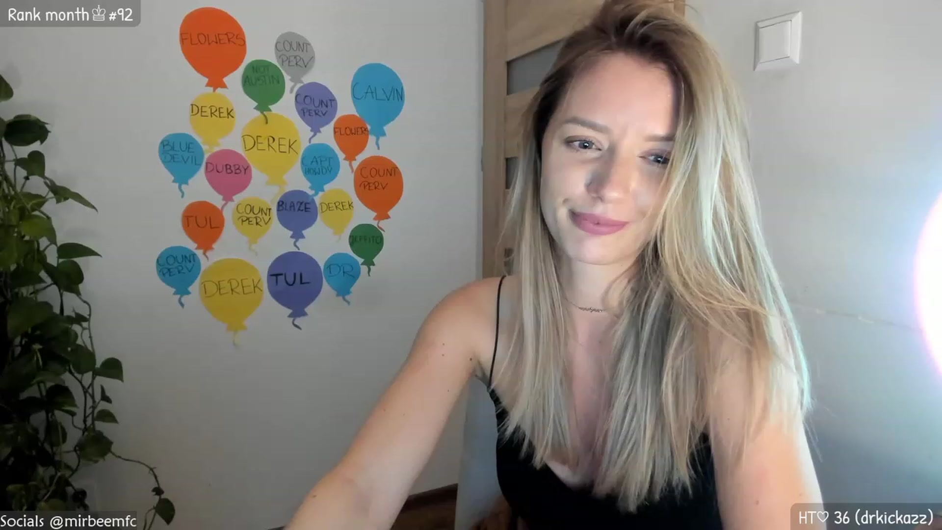 Gallery image thumbnail from MirBee's myfreecams stream on, 03/22/2023, 24:08 image 15 of 20