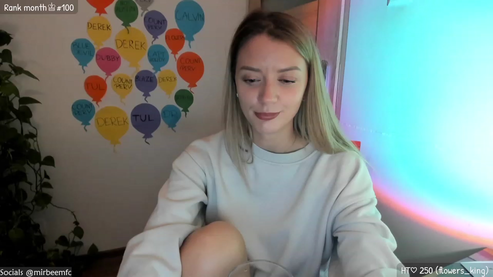Gallery image thumbnail from MirBee's myfreecams stream on, 03/23/2023, 22:59 image 11 of 20