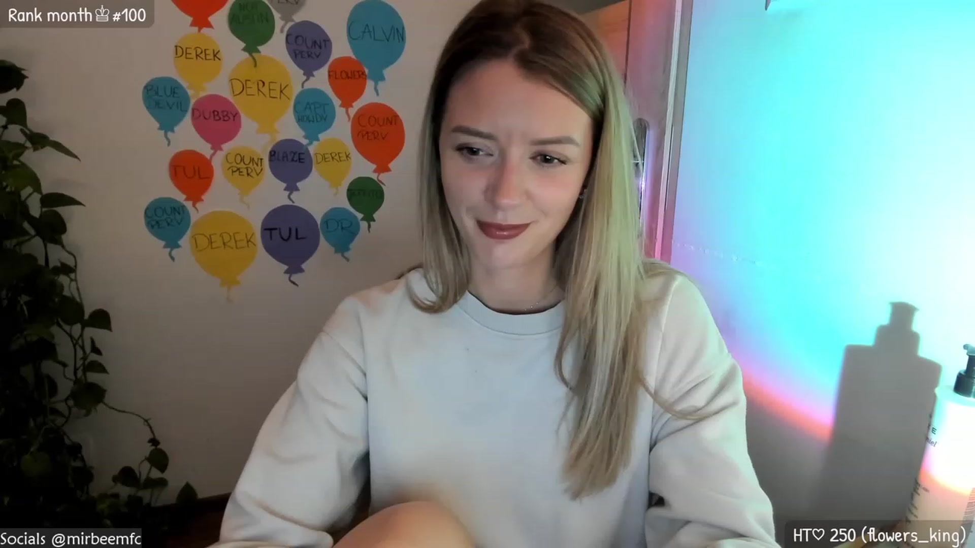 Gallery image thumbnail from MirBee's myfreecams stream on, 03/23/2023, 22:59 image 9 of 20