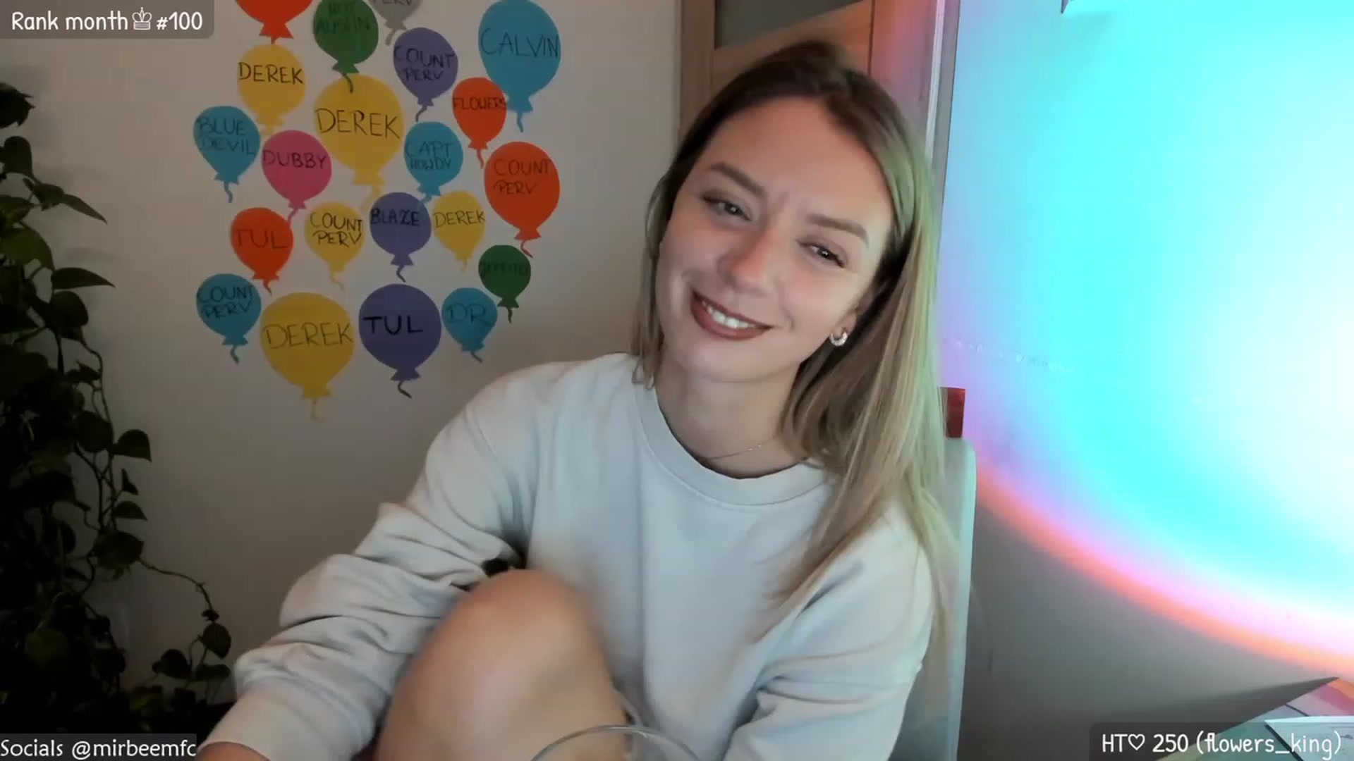 Gallery image thumbnail from MirBee's myfreecams stream on, 03/23/2023, 22:59 image 12 of 20