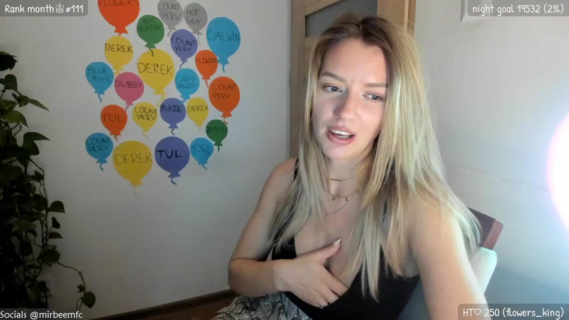 Gallery image thumbnail from MirBee's myfreecams stream on, 03/26/2023, 23:25 image 12 of 20
