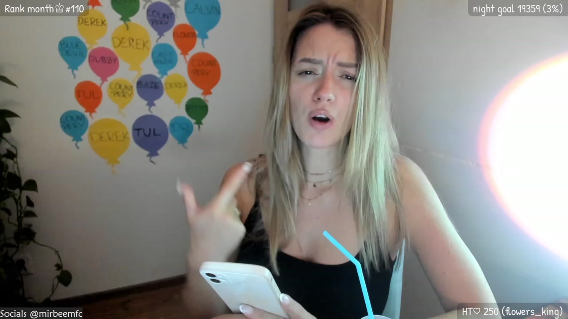 Gallery image thumbnail from MirBee's myfreecams stream on, 03/27/2023, 24:01 image 4 of 20