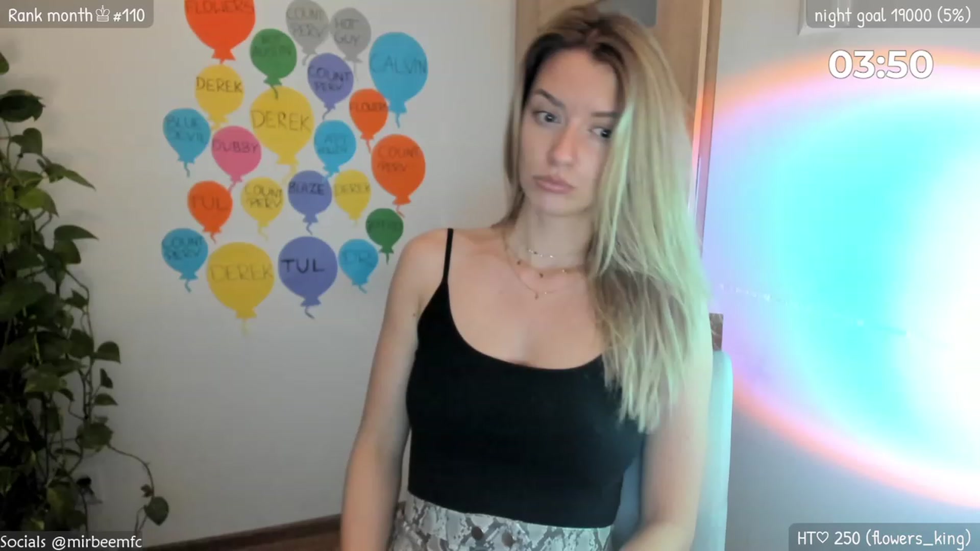 Gallery image thumbnail from MirBee's myfreecams stream on, 03/27/2023, 24:22 image 16 of 20