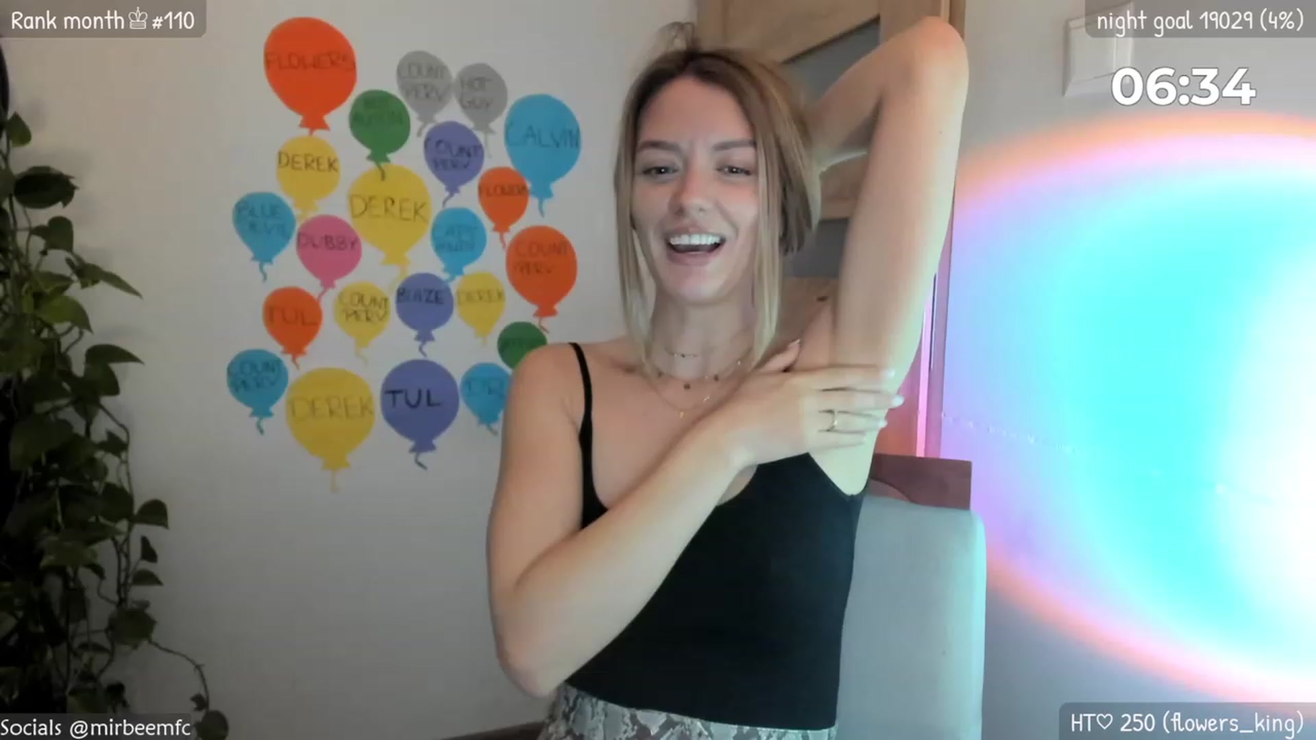 Gallery image thumbnail from MirBee's myfreecams stream on, 03/27/2023, 24:22 image 13 of 20