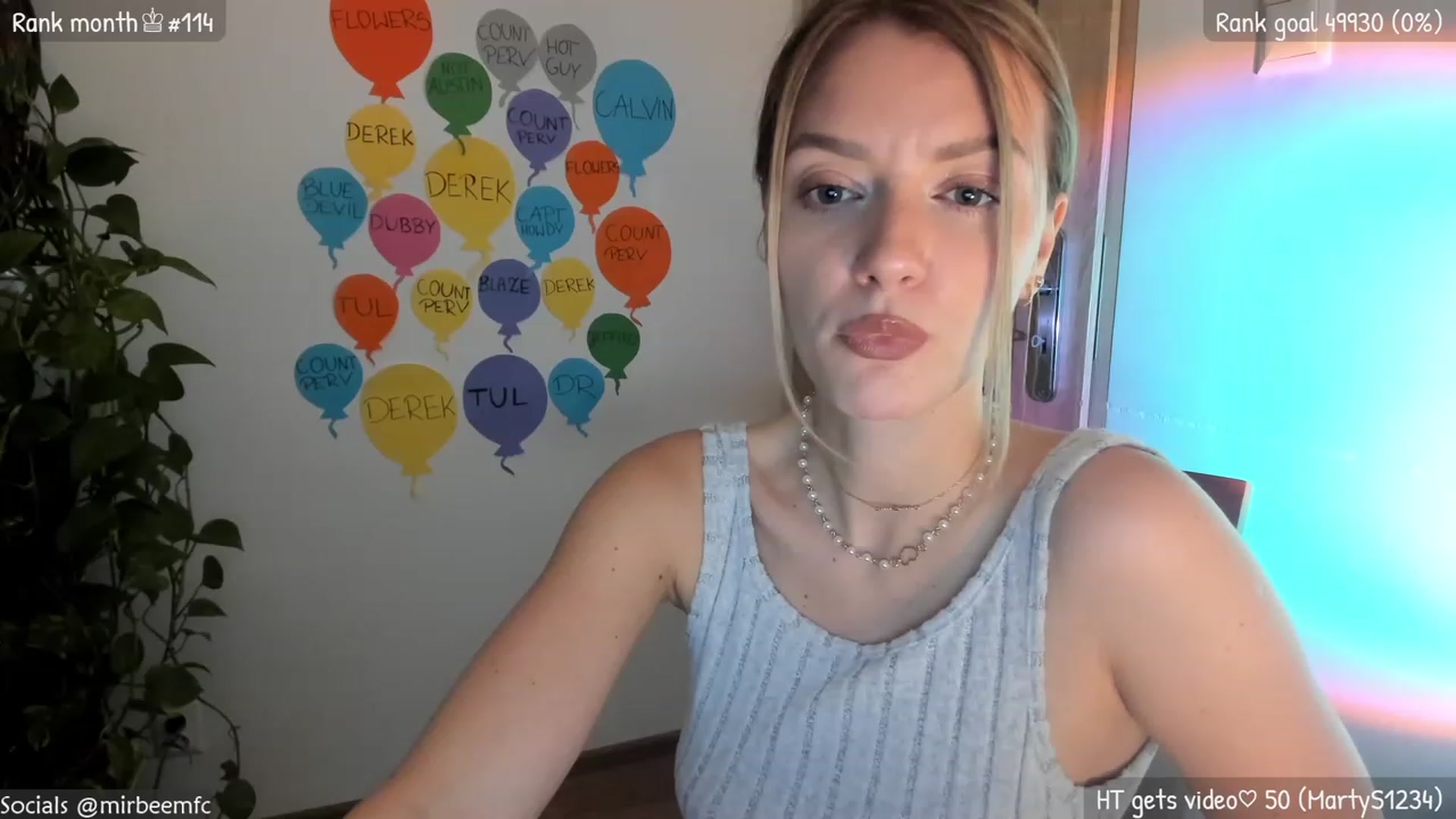 Gallery image thumbnail from MirBee's myfreecams stream on, 03/28/2023, 22:02 image 8 of 20