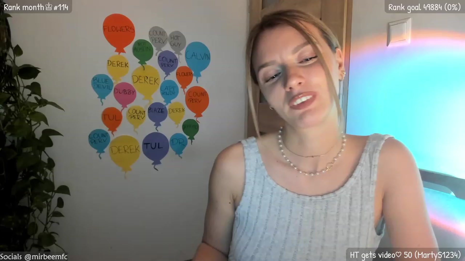 Gallery image thumbnail from MirBee's myfreecams stream on, 03/28/2023, 22:02 image 19 of 20