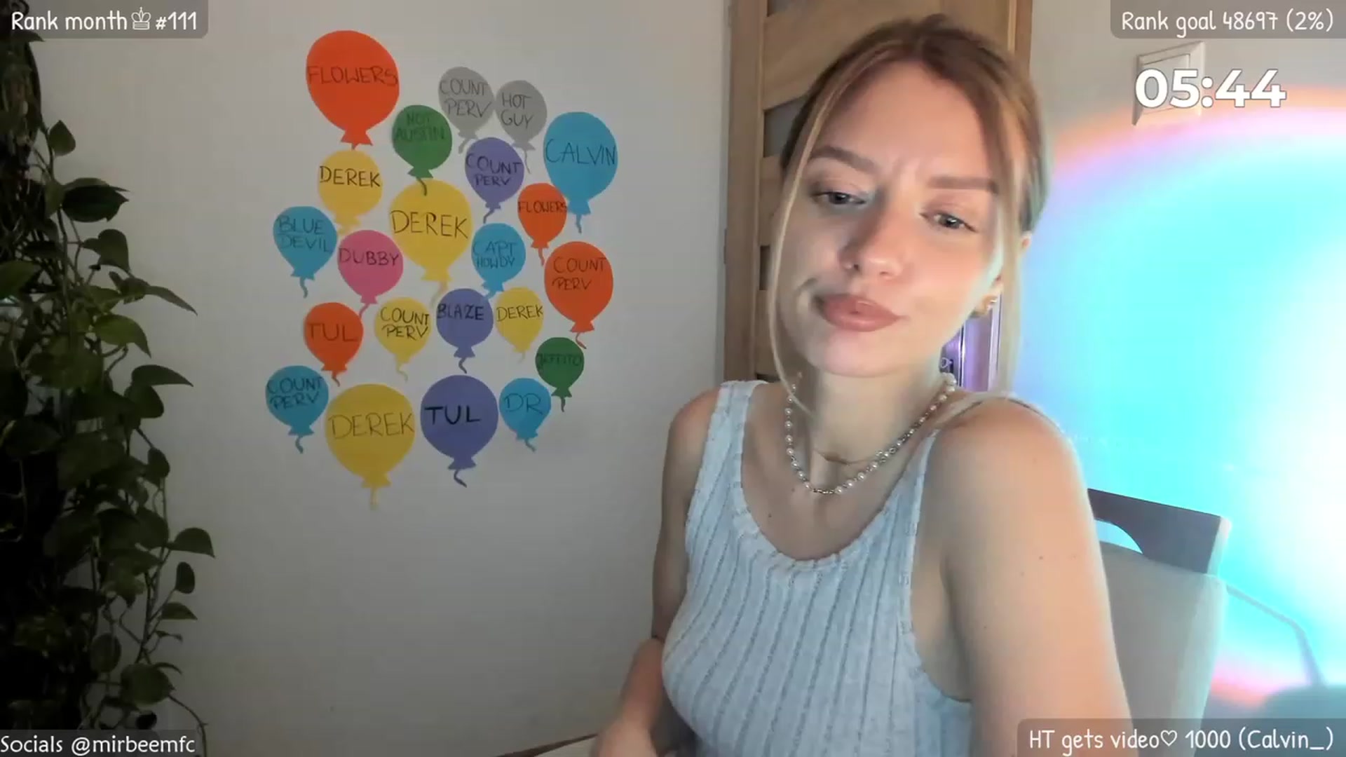 Gallery image thumbnail from MirBee's myfreecams stream on, 03/28/2023, 22:55 image 17 of 20