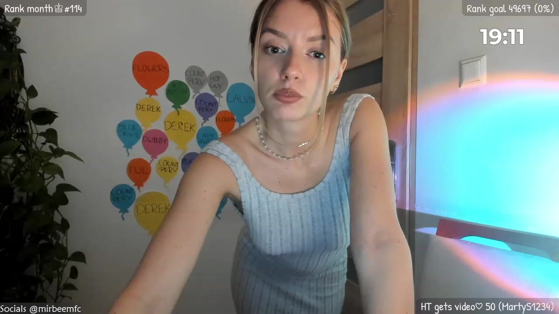 Gallery image thumbnail from MirBee's myfreecams stream on, 03/28/2023, 22:55 image 9 of 20
