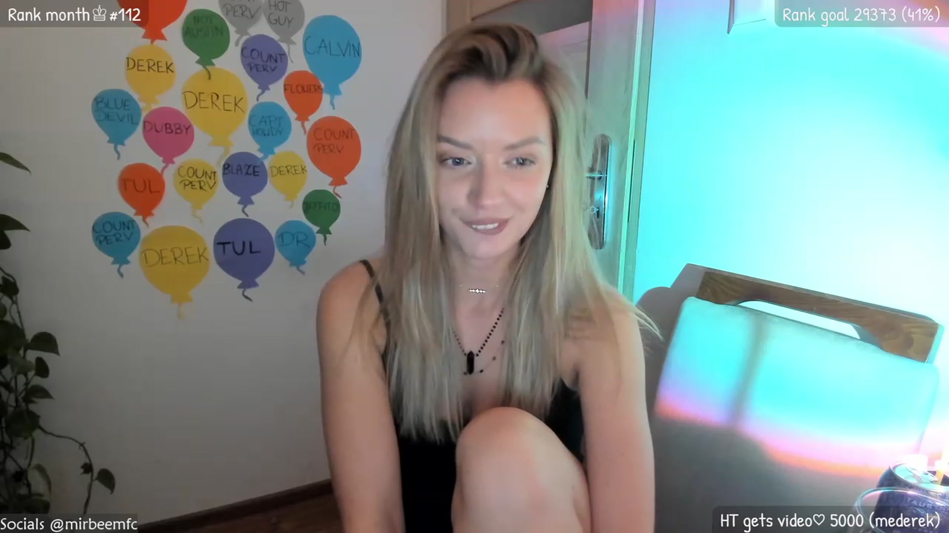 Gallery image thumbnail from MirBee's myfreecams stream on, 03/31/2023, 22:10 image 18 of 20