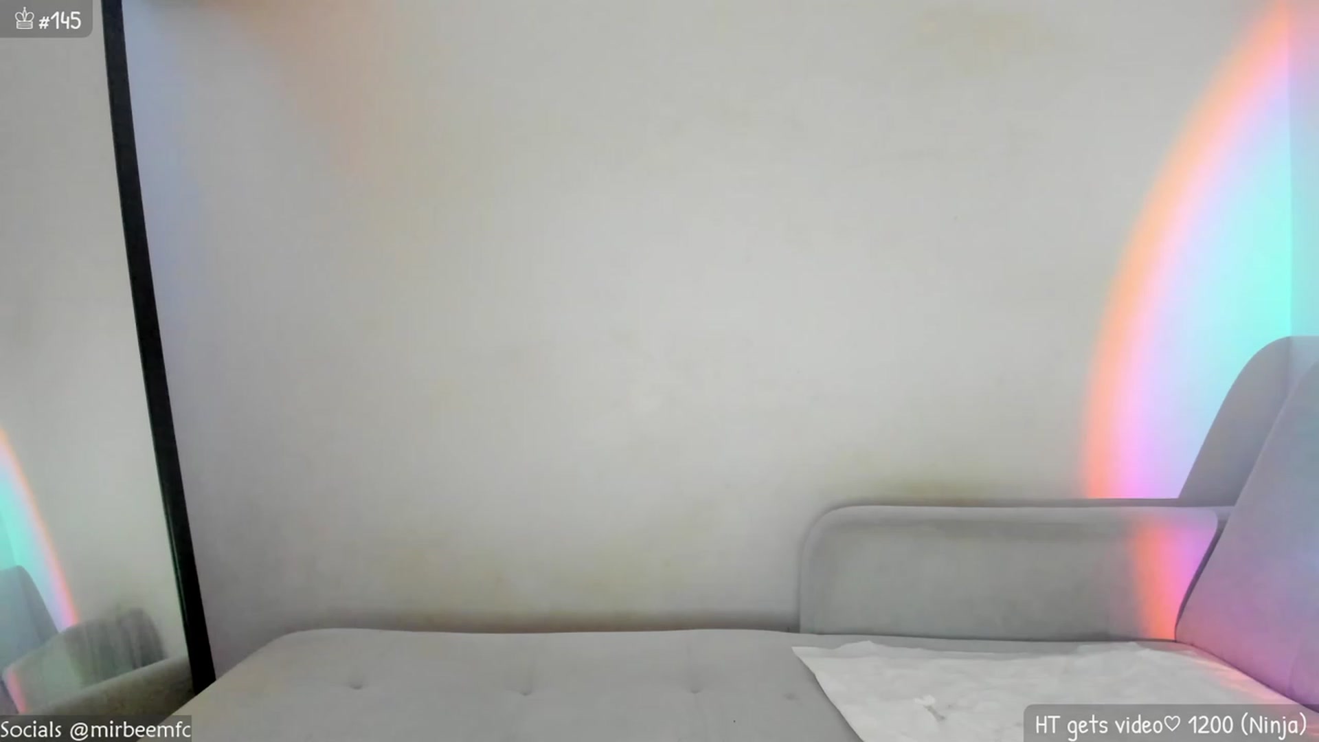 Gallery image thumbnail from MirBee's myfreecams stream on, 04/02/2023, 04:06 image 1 of 20