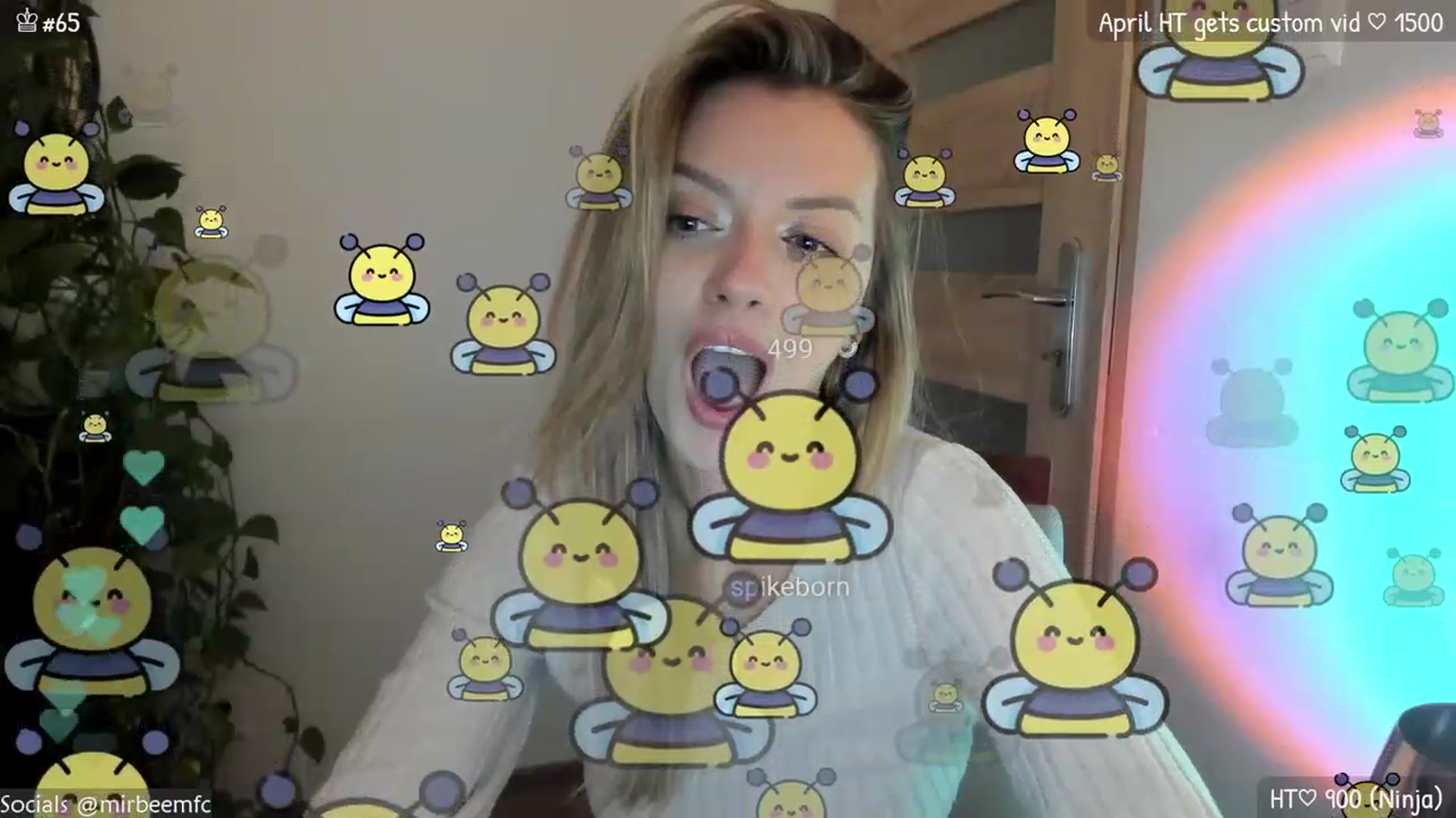 Gallery image thumbnail from MirBee's myfreecams stream on, 04/05/2023, 23:23 image 18 of 20