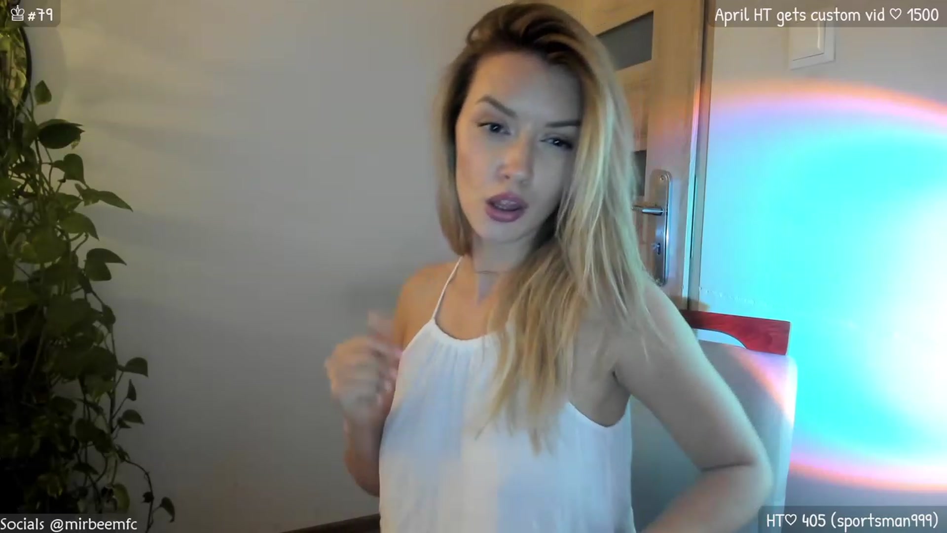 Gallery image thumbnail from MirBee's myfreecams stream on, 04/06/2023, 22:13 image 17 of 20