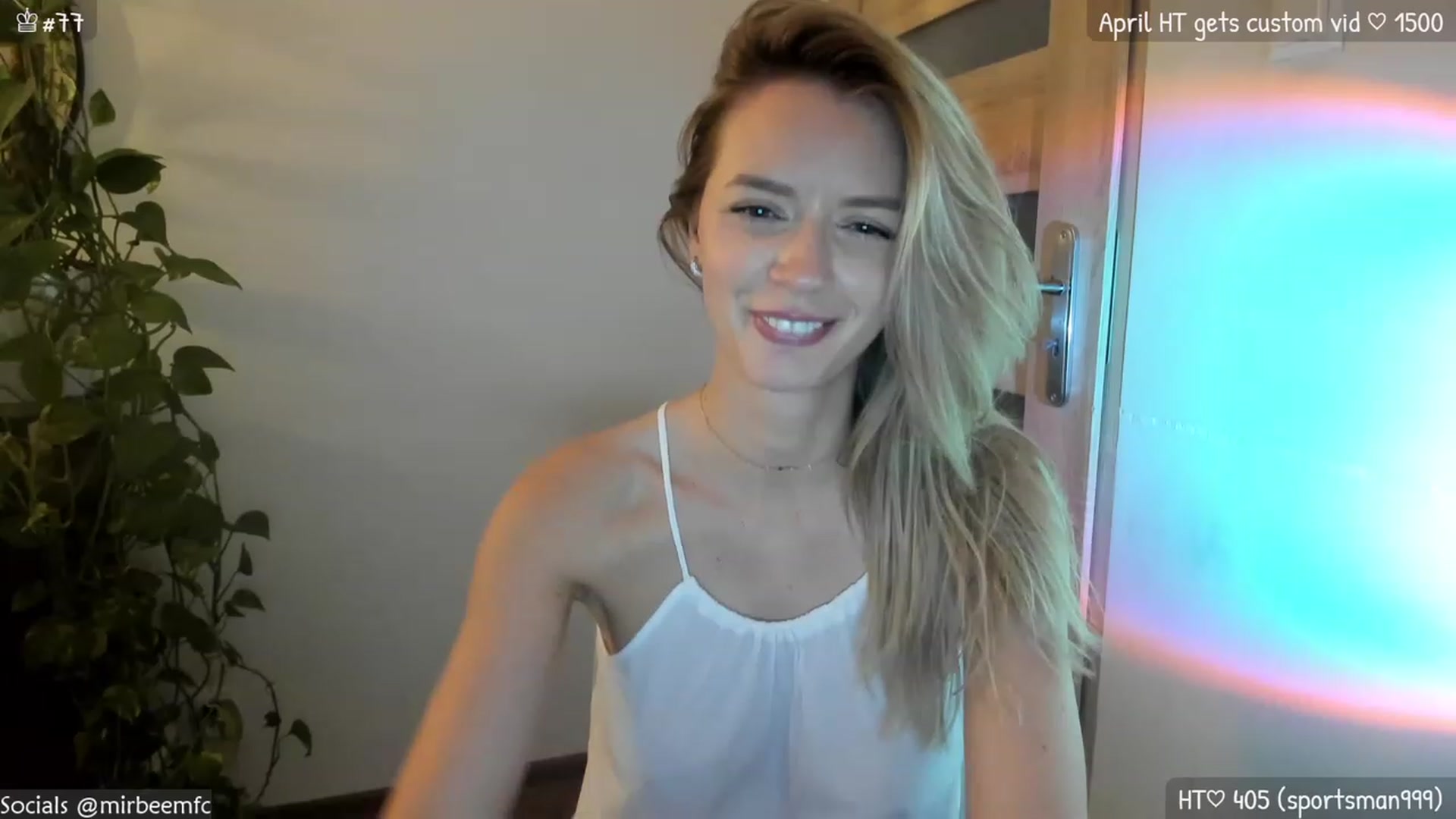 Gallery image thumbnail from MirBee's myfreecams stream on, 04/07/2023, 24:01 image 10 of 20