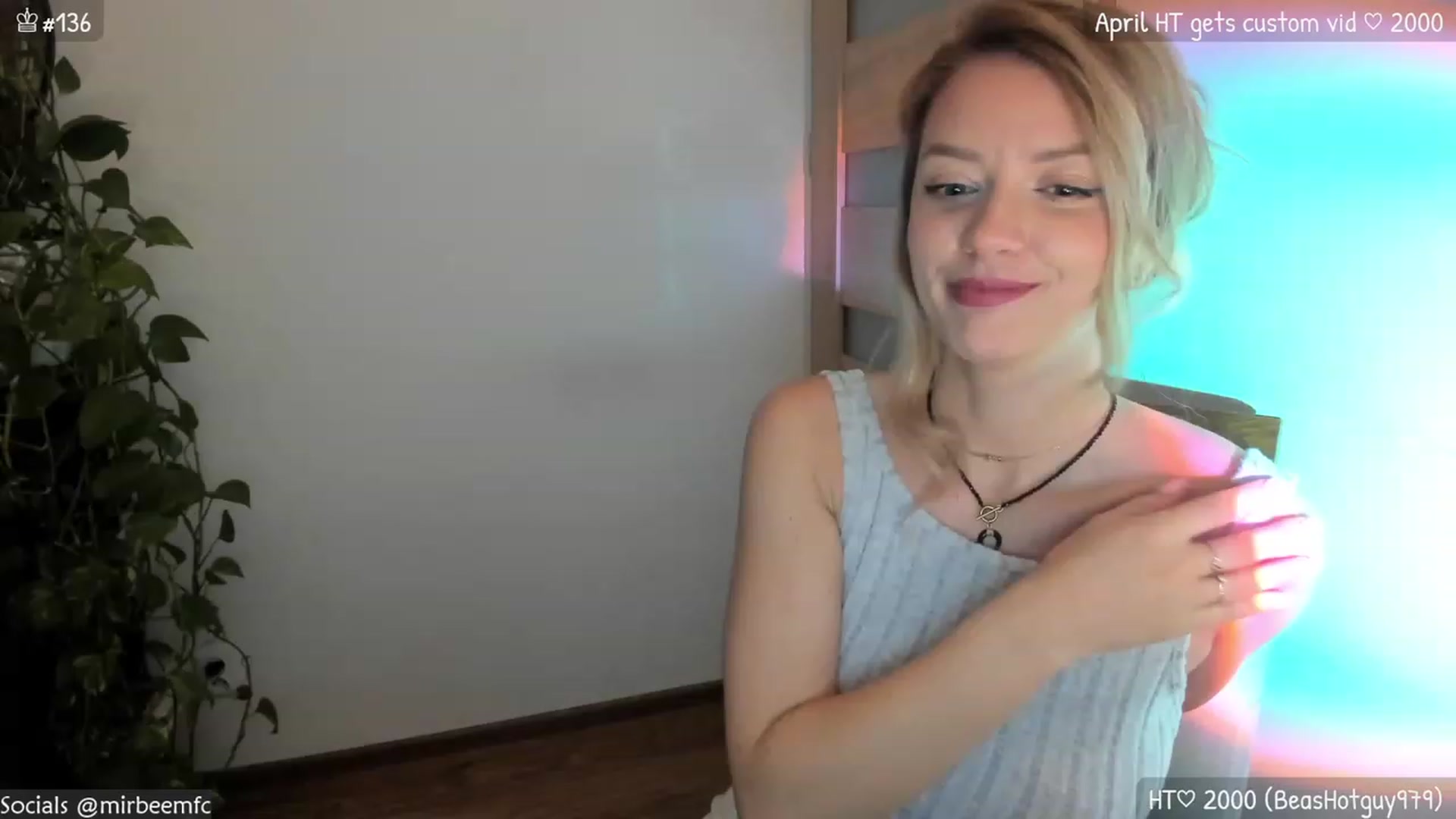 Gallery image thumbnail from MirBee's myfreecams stream on, 04/09/2023, 23:59 image 13 of 20