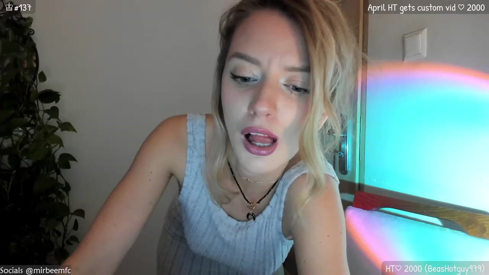 Gallery image thumbnail from MirBee's myfreecams stream on, 04/09/2023, 23:59 image 7 of 20