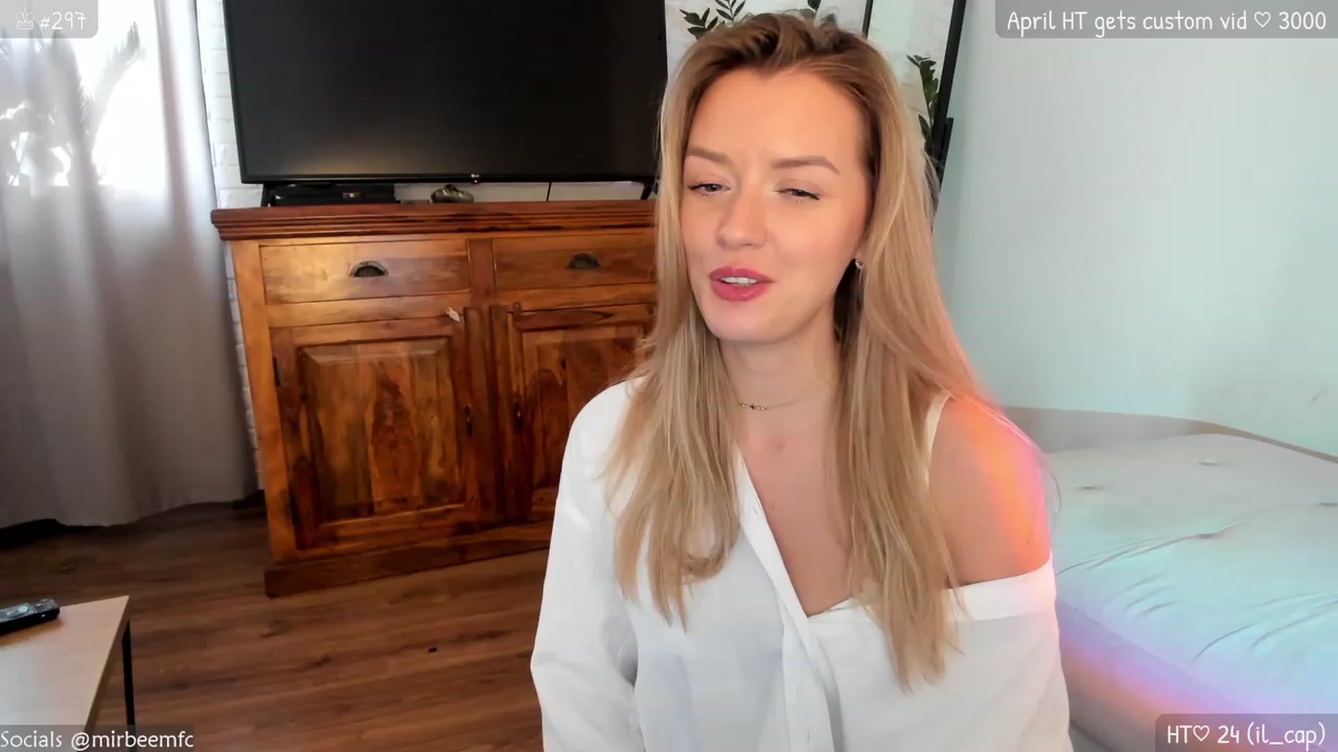 Gallery image thumbnail from MirBee's myfreecams stream on, 04/27/2023, 14:42 image 1 of 20