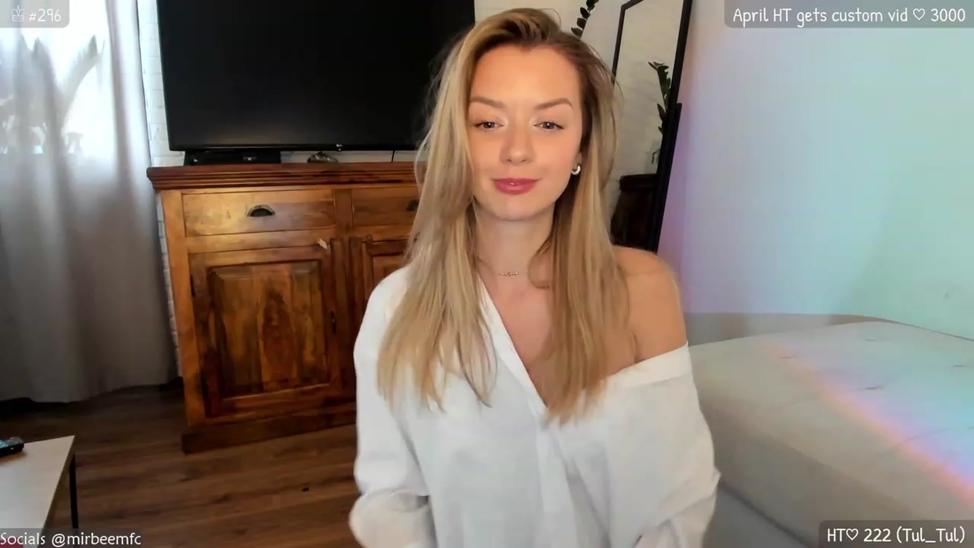 Gallery image thumbnail from MirBee's myfreecams stream on, 04/27/2023, 14:42 image 9 of 20