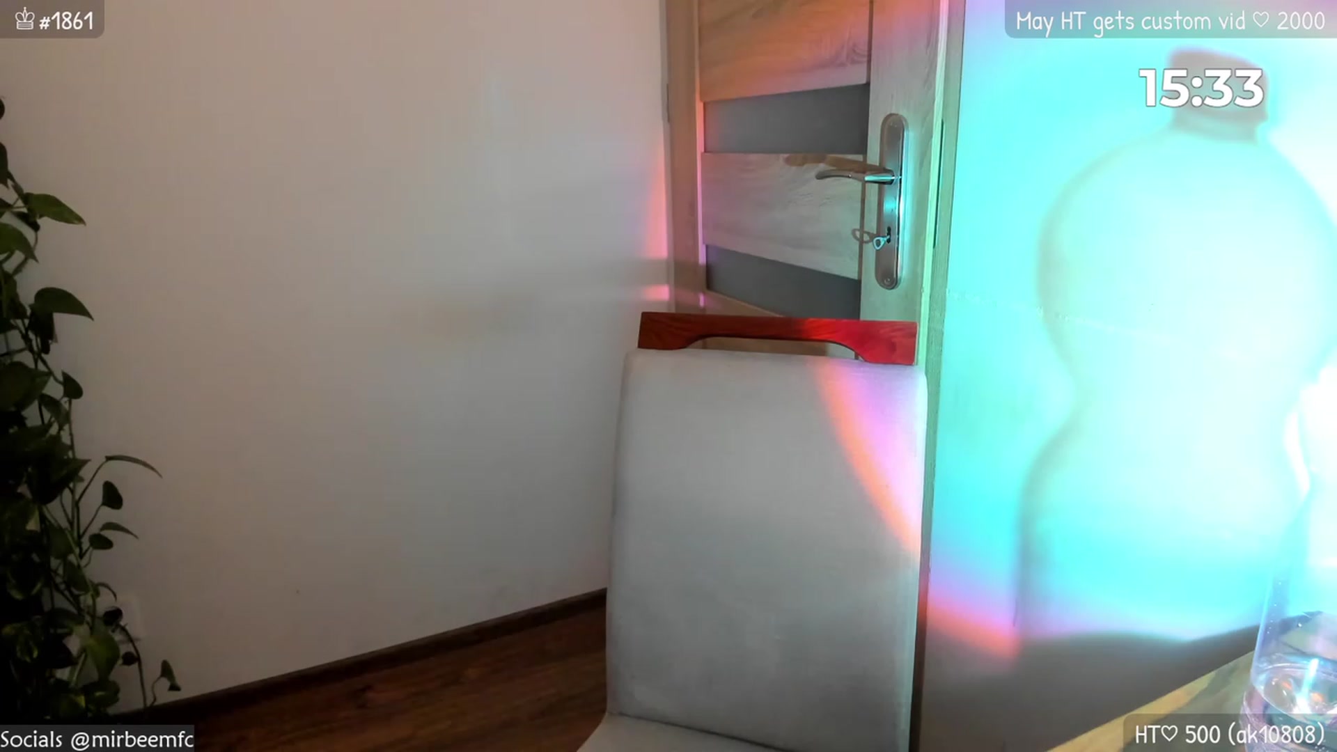 Gallery image thumbnail from MirBee's myfreecams stream on, 05/06/2023, 23:44 image 15 of 20