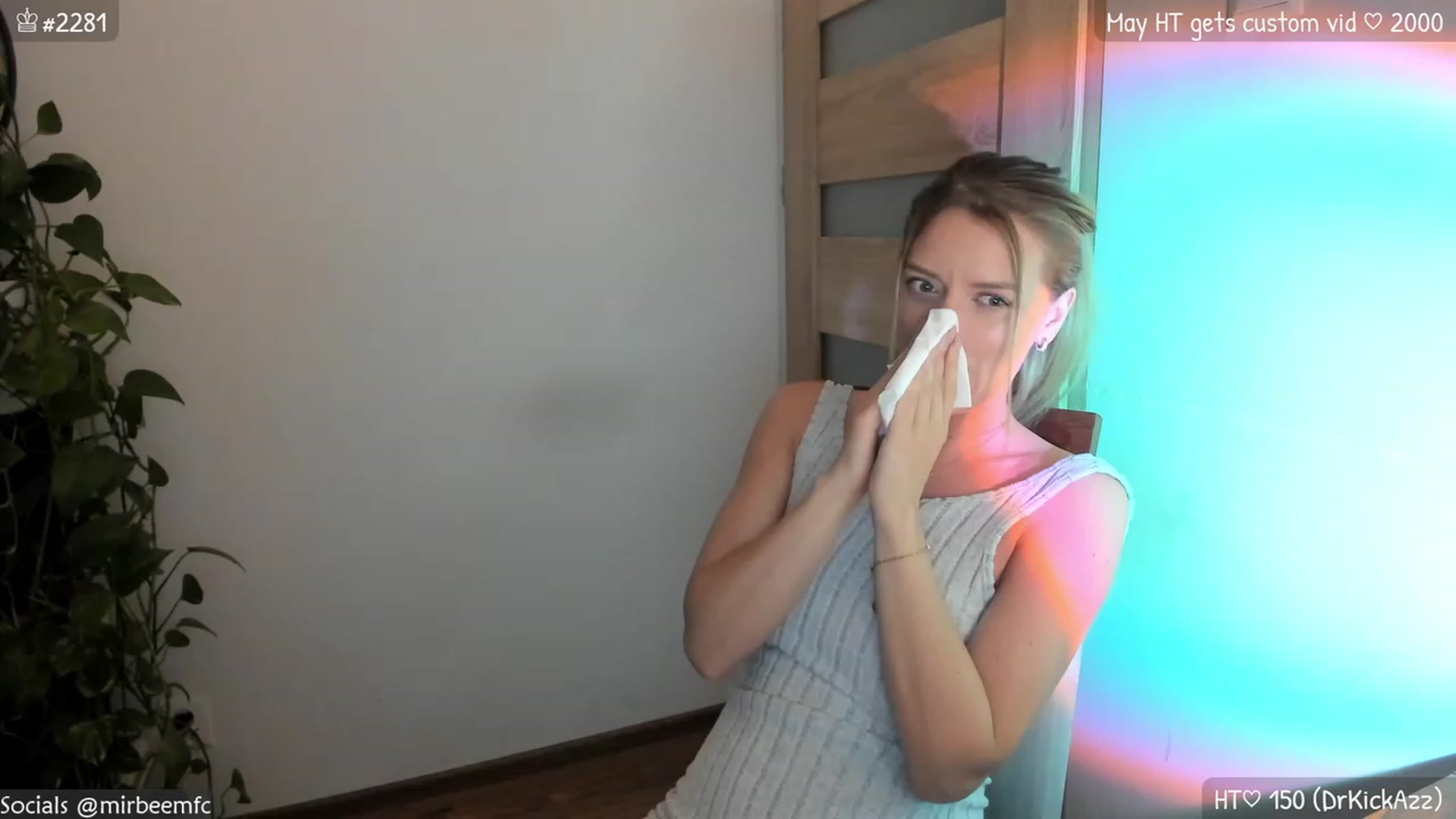 Gallery image thumbnail from MirBee's myfreecams stream on, 05/06/2023, 23:44 image 1 of 20